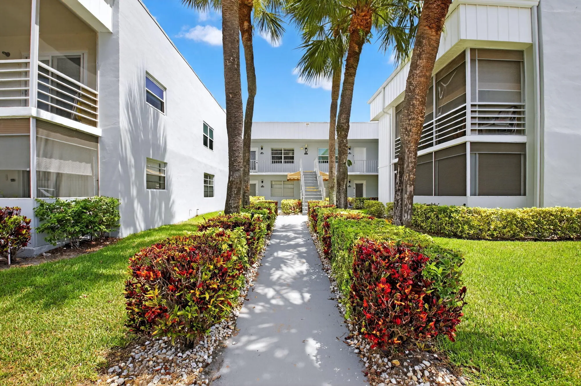 Property Slideshow image 25 of 42 | 102 normandy ln c, Delray Beach, FL, 33484