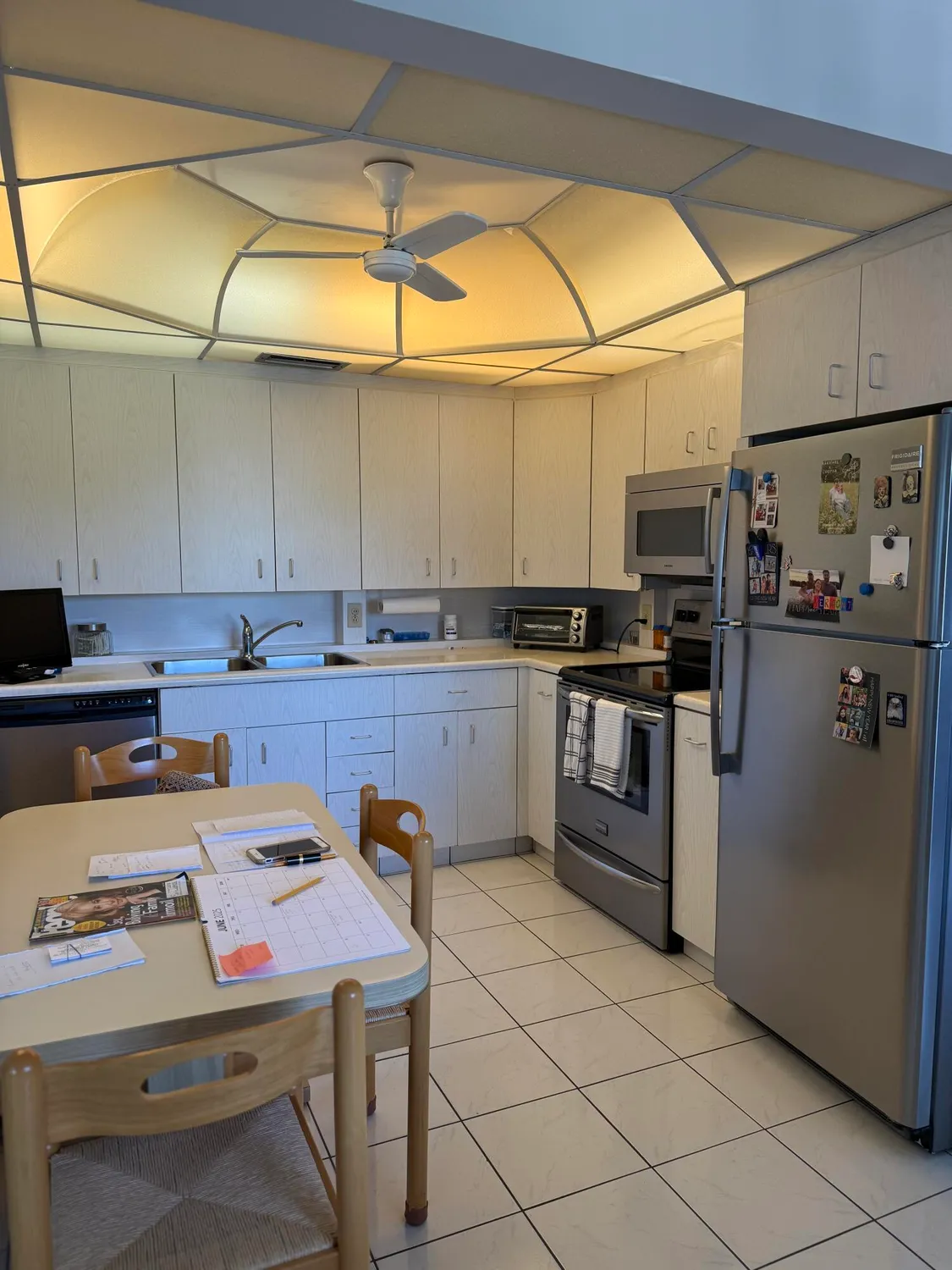 Property Slideshow image 4 of 13 | 4022 wolverton b, Boca Raton, FL, 33434