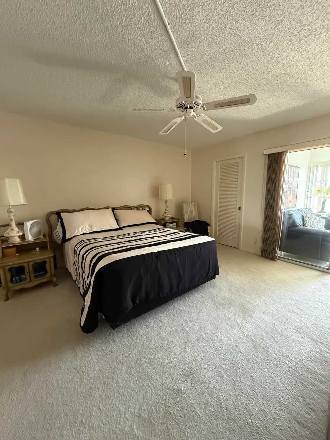 Property Slideshow image 5 of 13 | 4022 wolverton b, Boca Raton, FL, 33434