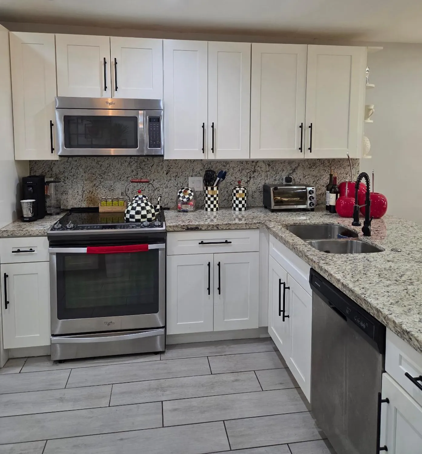 Property Slideshow image 4 of 17 | 21404 cypress hammock dr apt 45e, Boca Raton, FL, 33428