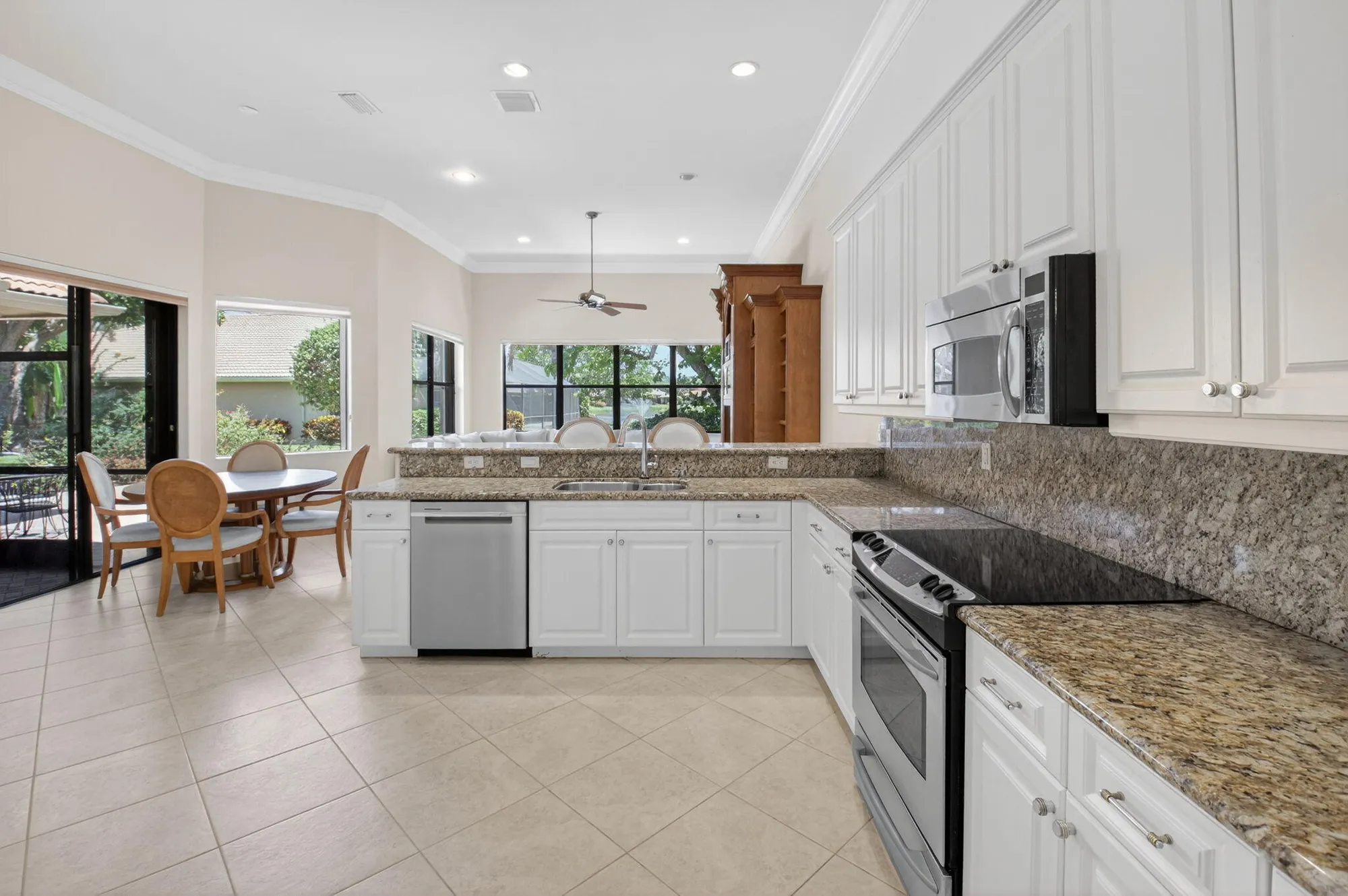 Property Slideshow image 18 of 105 | 7950 via grande, Boynton Beach, FL, 33437