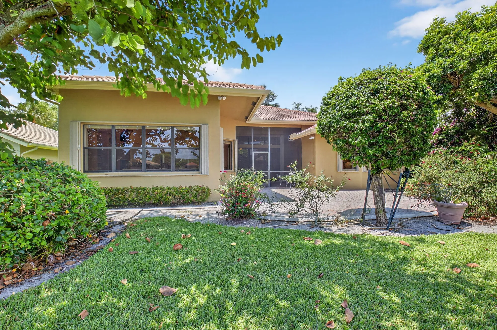 Property Slideshow image 52 of 105 | 7950 via grande, Boynton Beach, FL, 33437