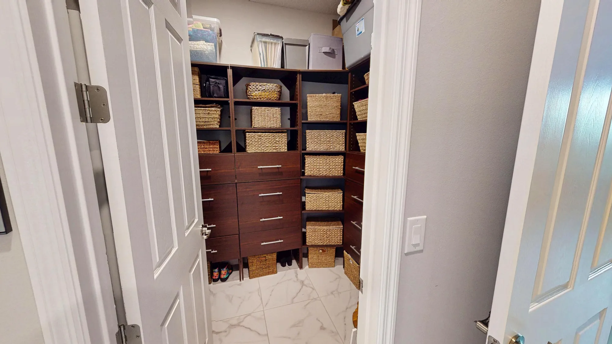 Property Slideshow image 18 of 61 | 9997 sw coral tree cir, Port Saint Lucie, FL, 34987