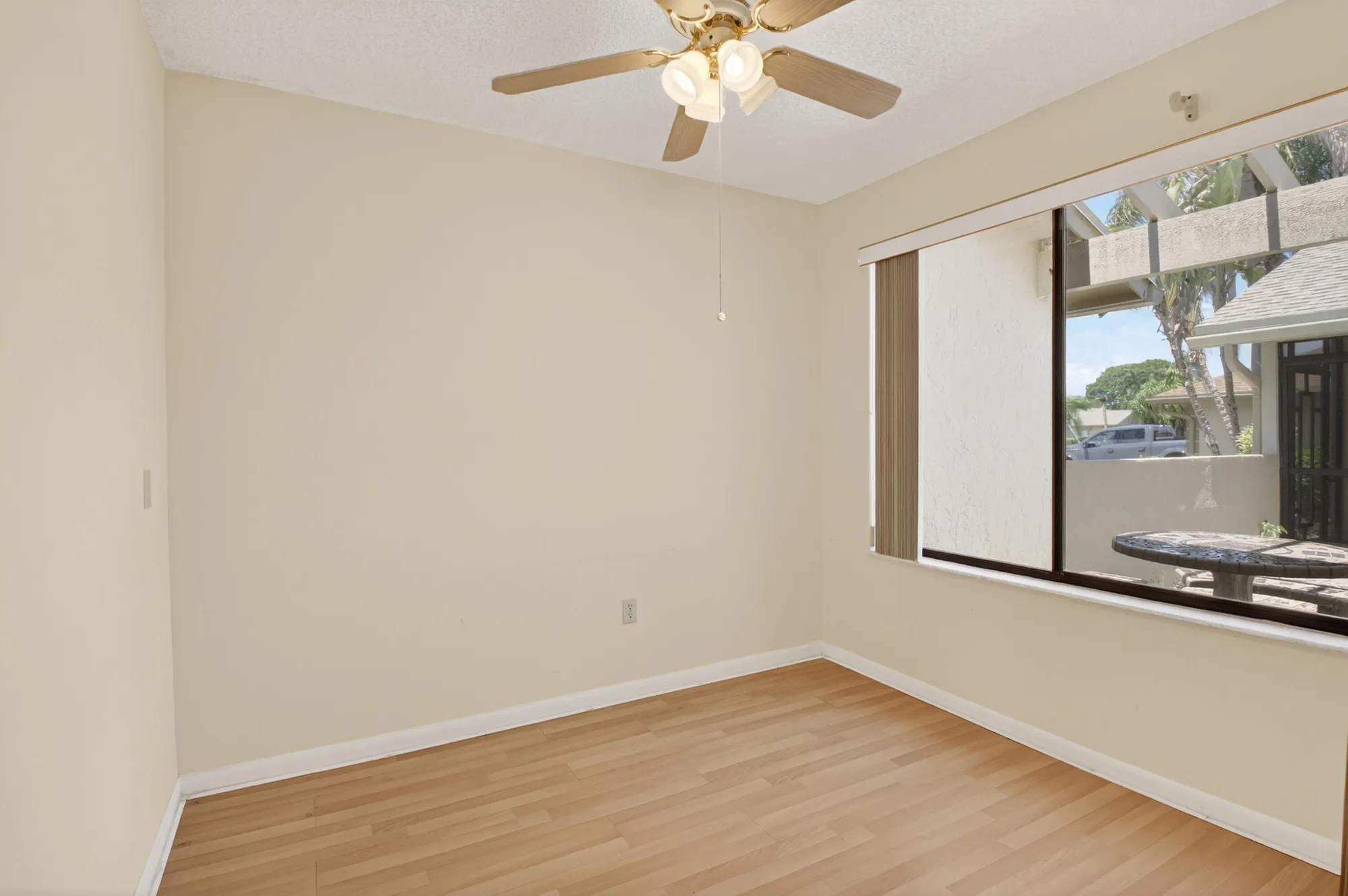 Property Slideshow image 11 of 65 | 2915 nw 14th st, Delray Beach, FL, 33445