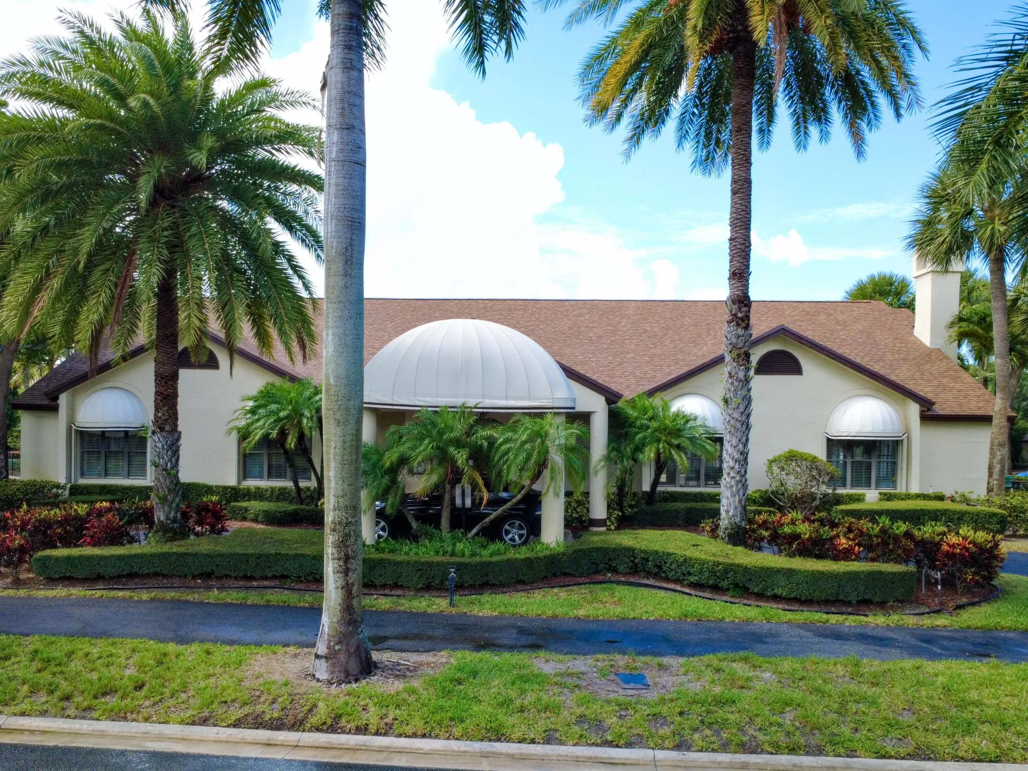 Property Slideshow image 20 of 27 | 3349 lucerne park dr, Greenacres, FL, 33467