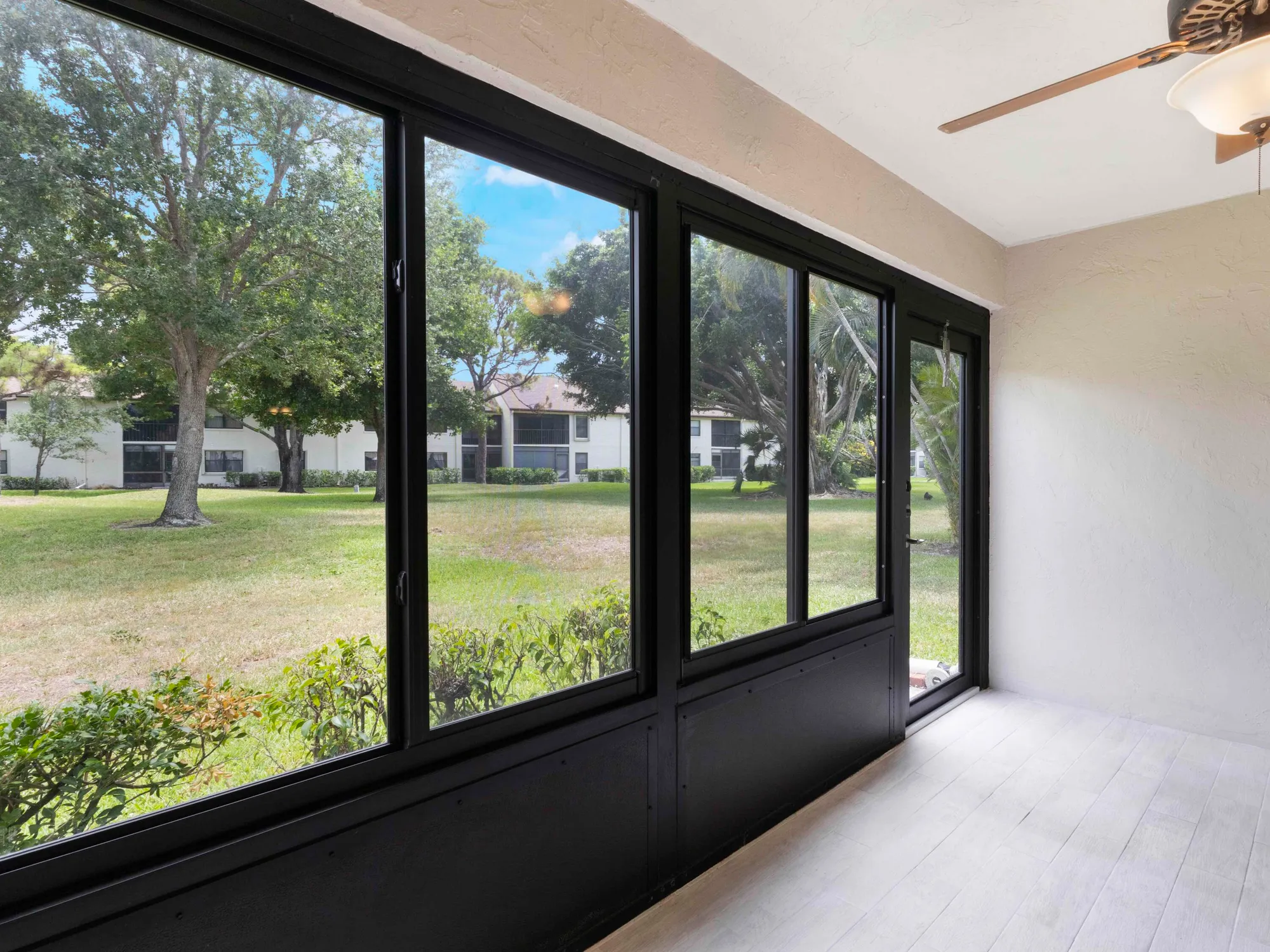 Property Slideshow image 16 of 27 | 3349 lucerne park dr, Greenacres, FL, 33467