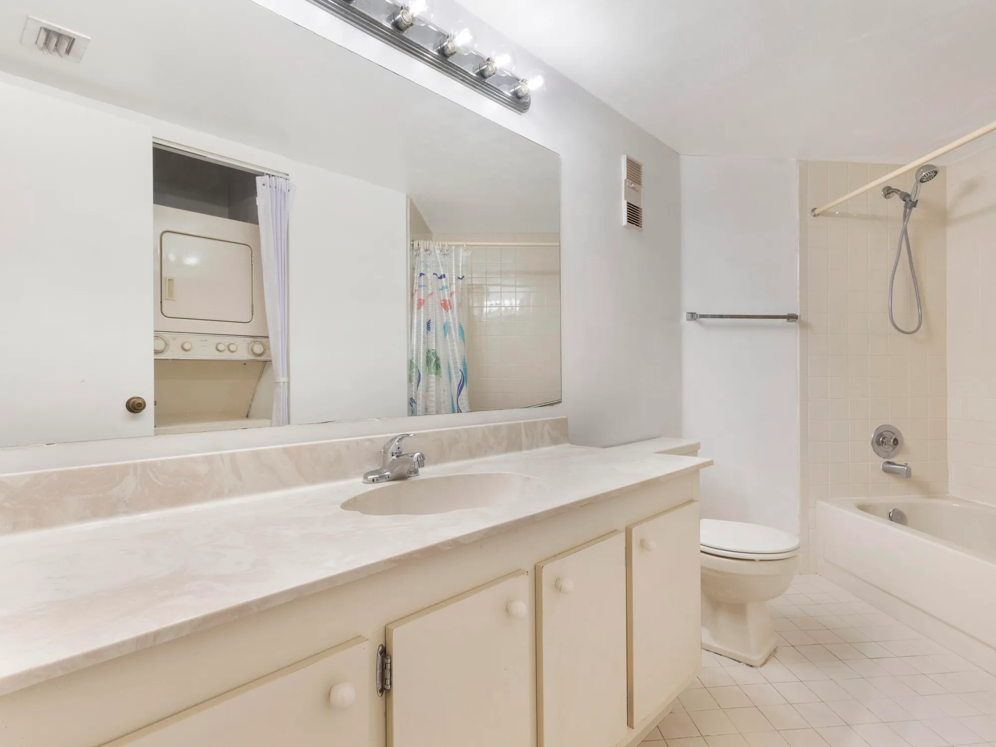 Property Slideshow image 15 of 27 | 3349 lucerne park dr, Greenacres, FL, 33467