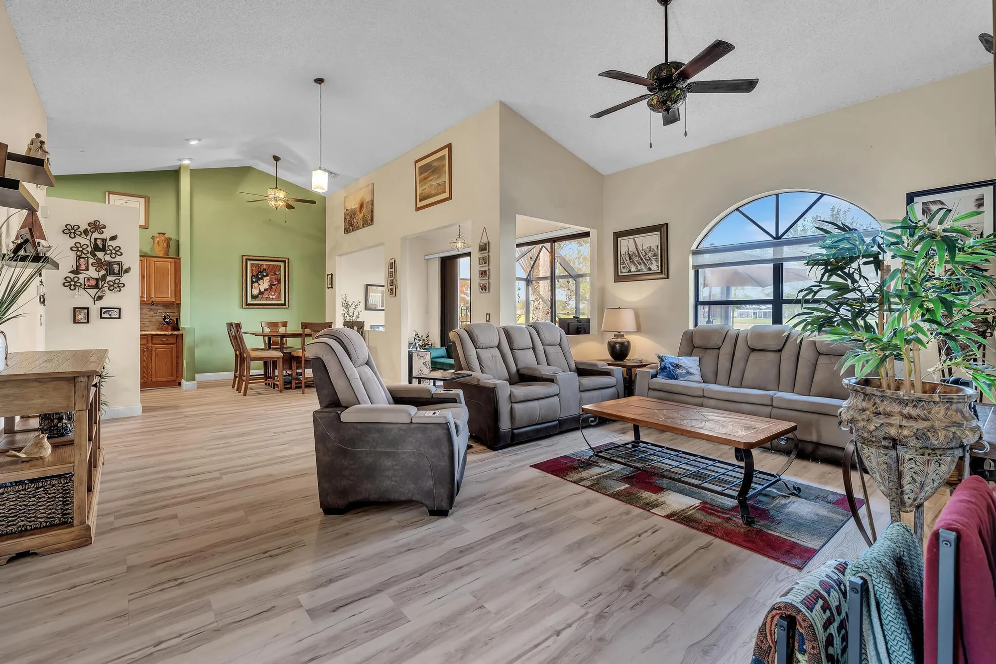 Property Slideshow image 5 of 62 | 8099 cassia dr, Boynton Beach, FL, 33472