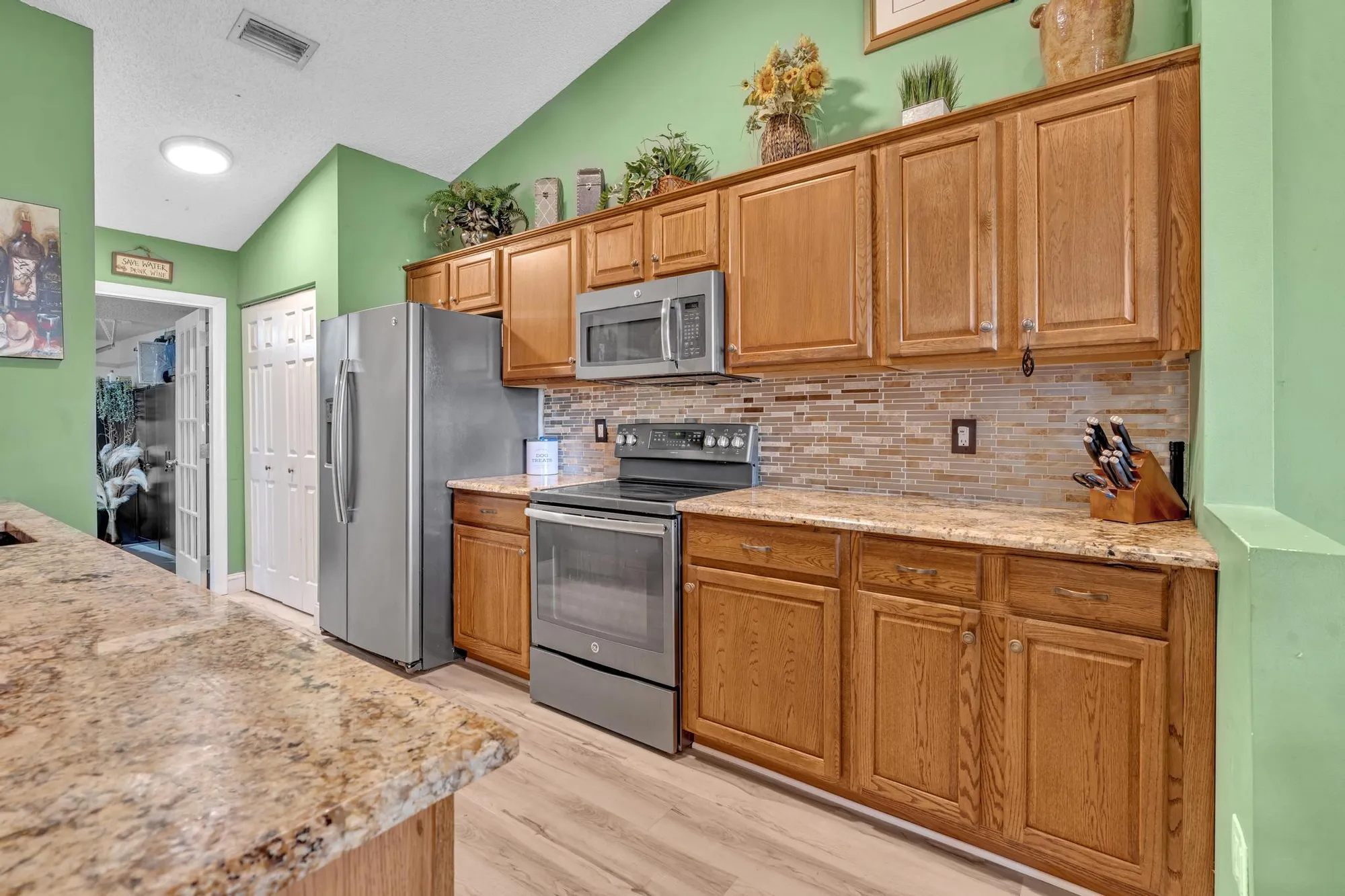 Property Slideshow image 11 of 62 | 8099 cassia dr, Boynton Beach, FL, 33472