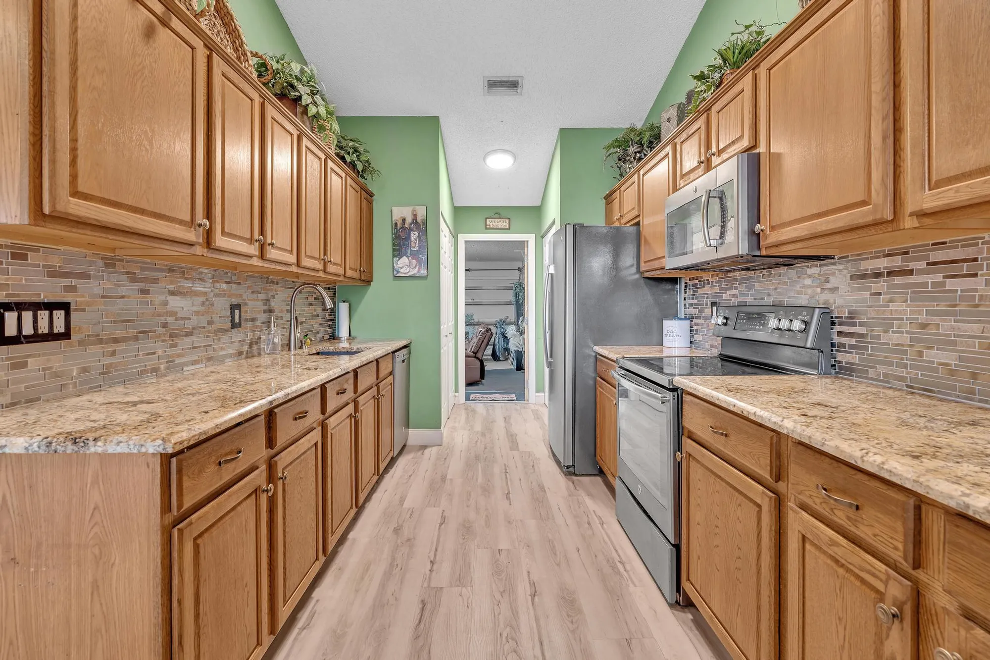 Property Slideshow image 12 of 62 | 8099 cassia dr, Boynton Beach, FL, 33472