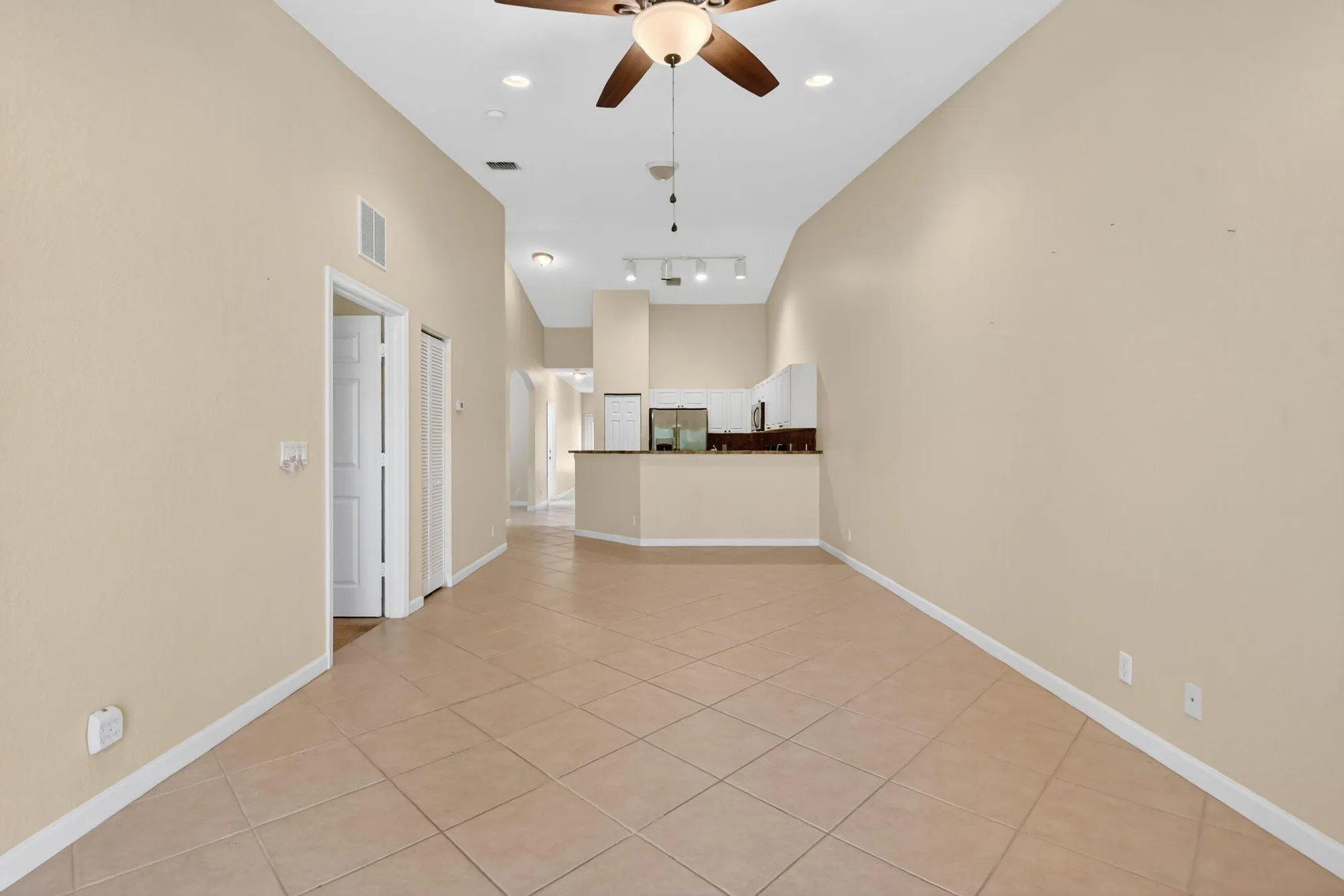 Property Slideshow image 8 of 47 | 2357 windjammer way, West Palm Beach, FL, 33411
