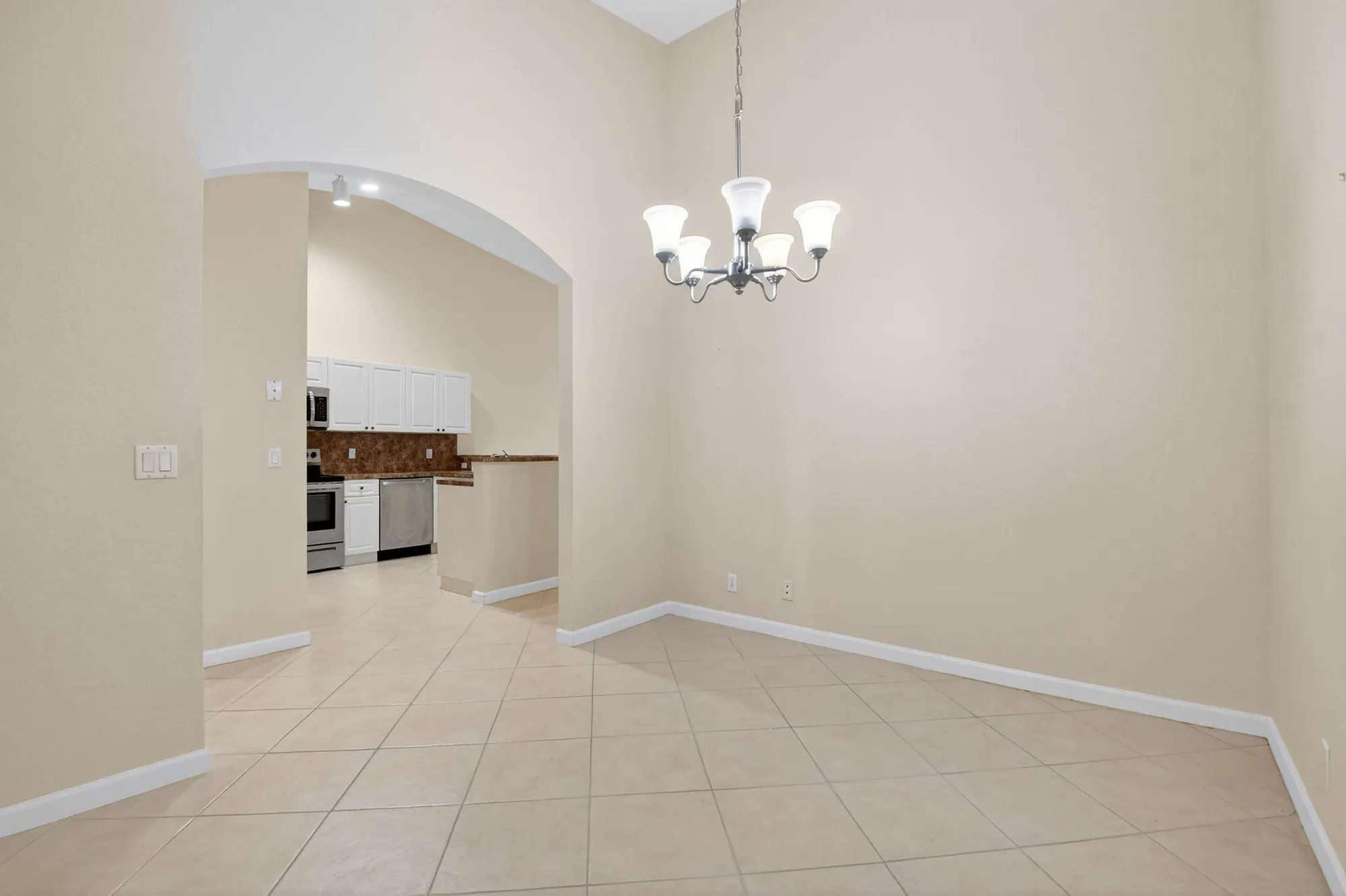 Property Slideshow image 13 of 47 | 2357 windjammer way, West Palm Beach, FL, 33411