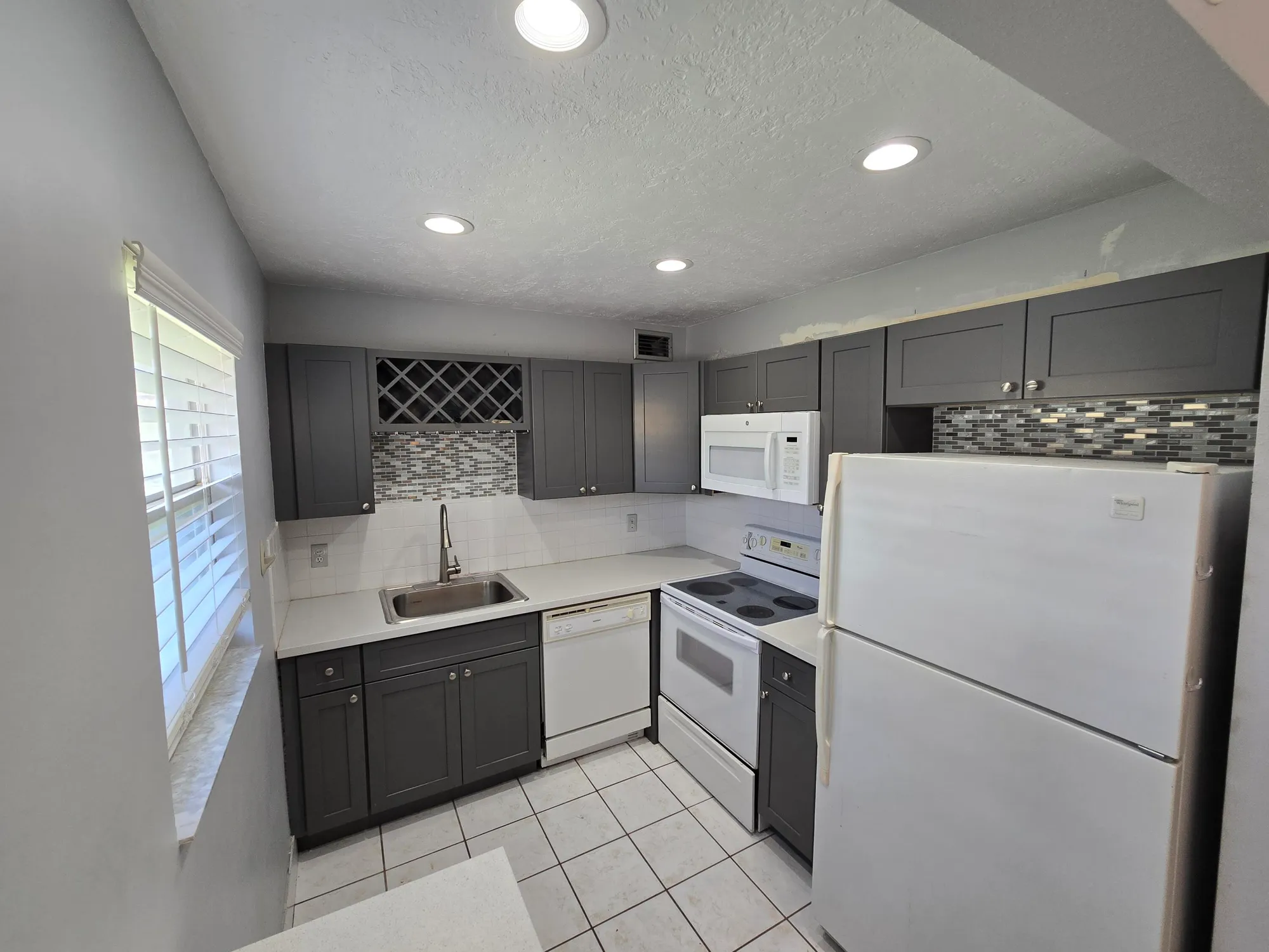 Property Slideshow image 9 of 27 | 89 saxony b b, Delray Beach, FL, 33446