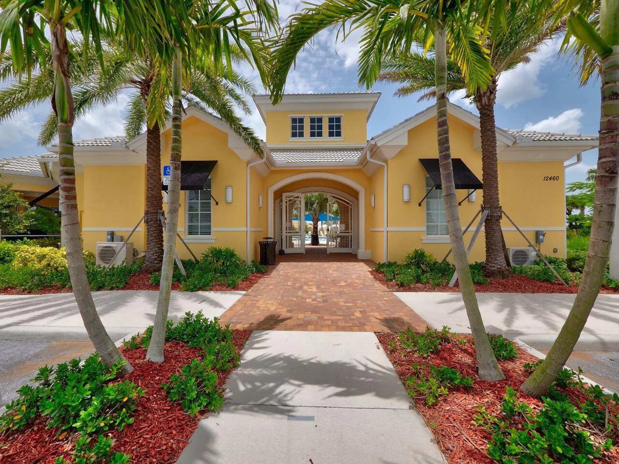 Property Slideshow image 36 of 112 | 12863 sw lake fern cir, Port Saint Lucie, FL, 34987