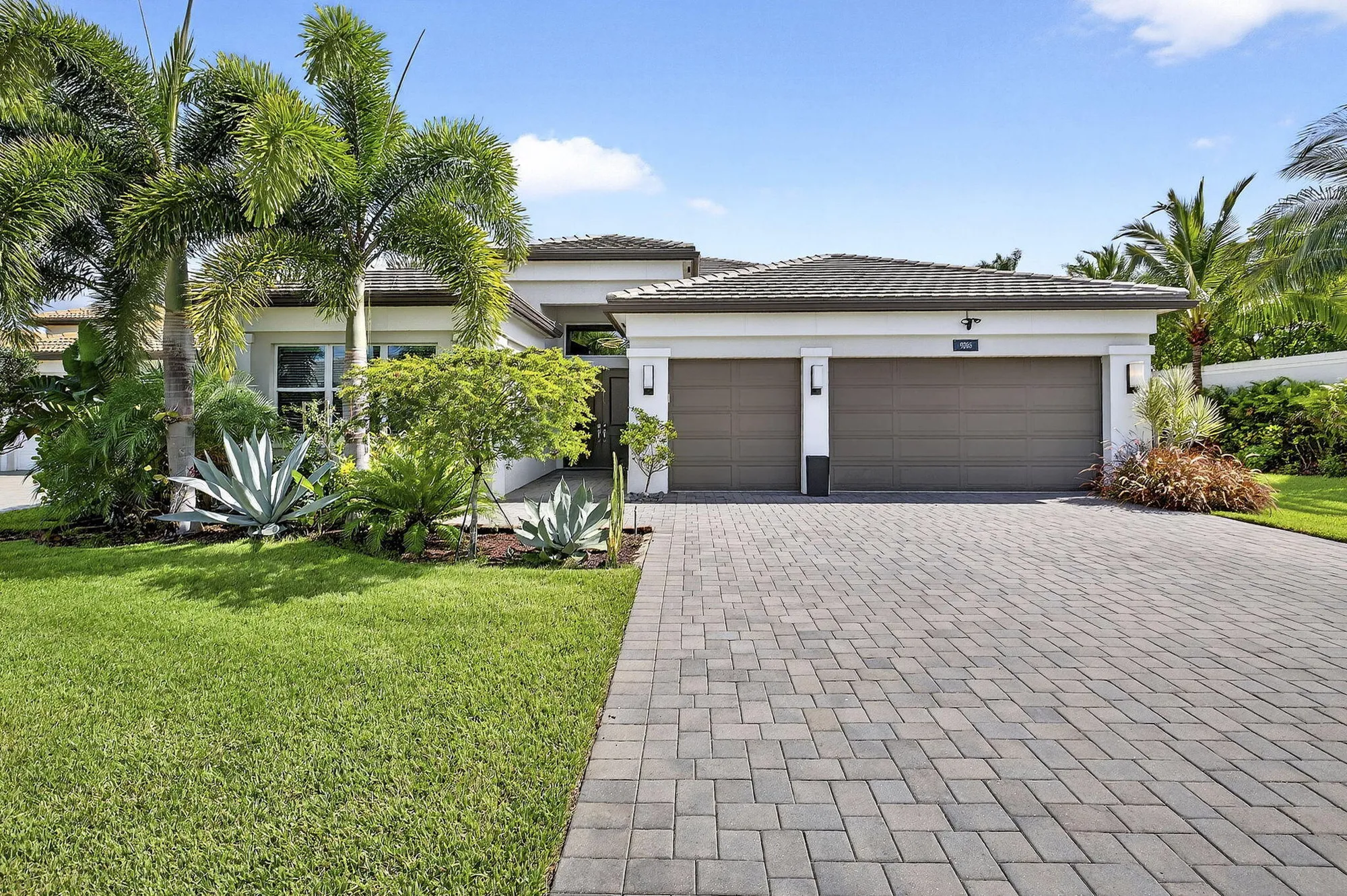 Property Slideshow image 1 of 49 | 9265 seahorse bay dr, Boynton Beach, FL, 33473