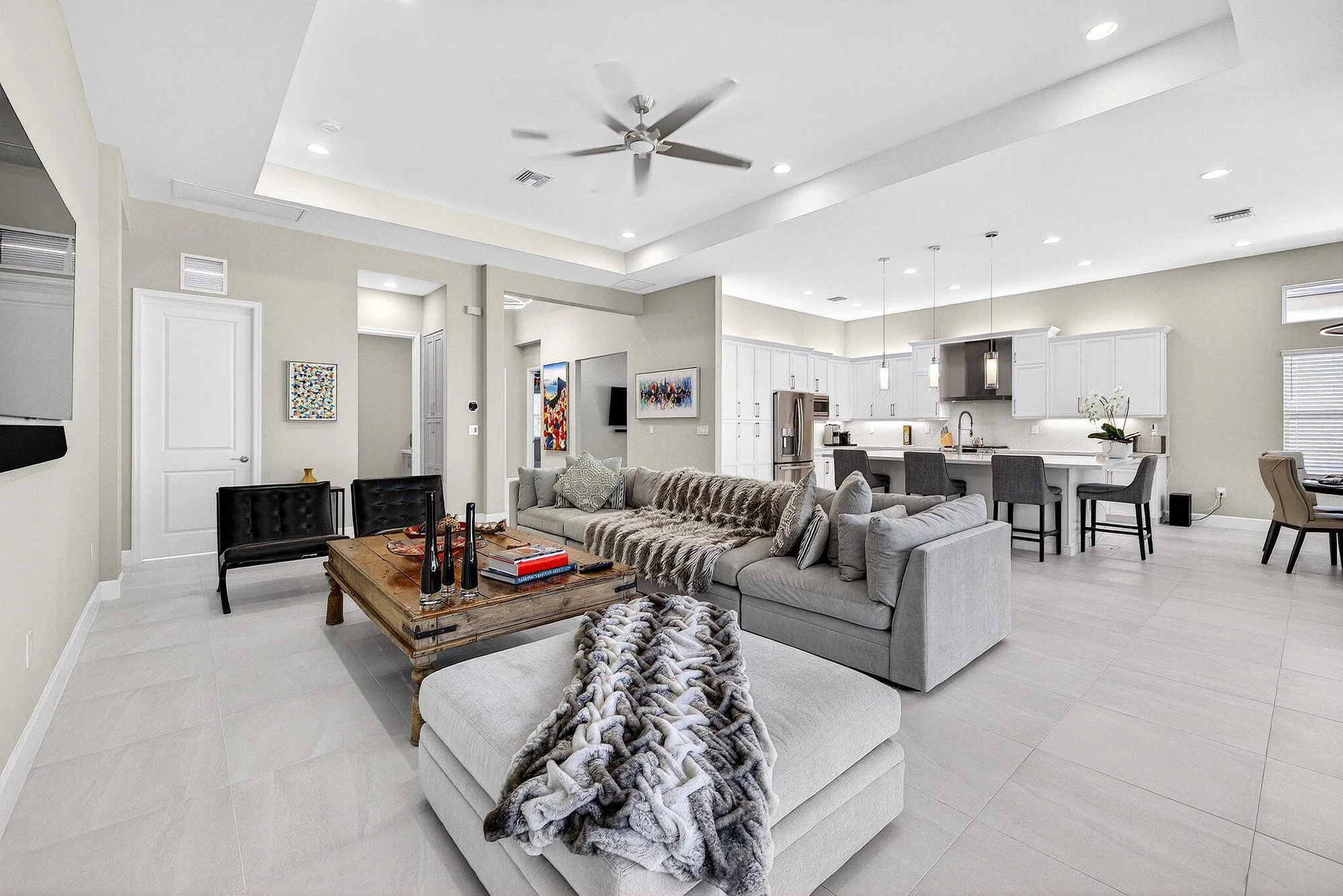 Property Slideshow image 10 of 49 | 9265 seahorse bay dr, Boynton Beach, FL, 33473