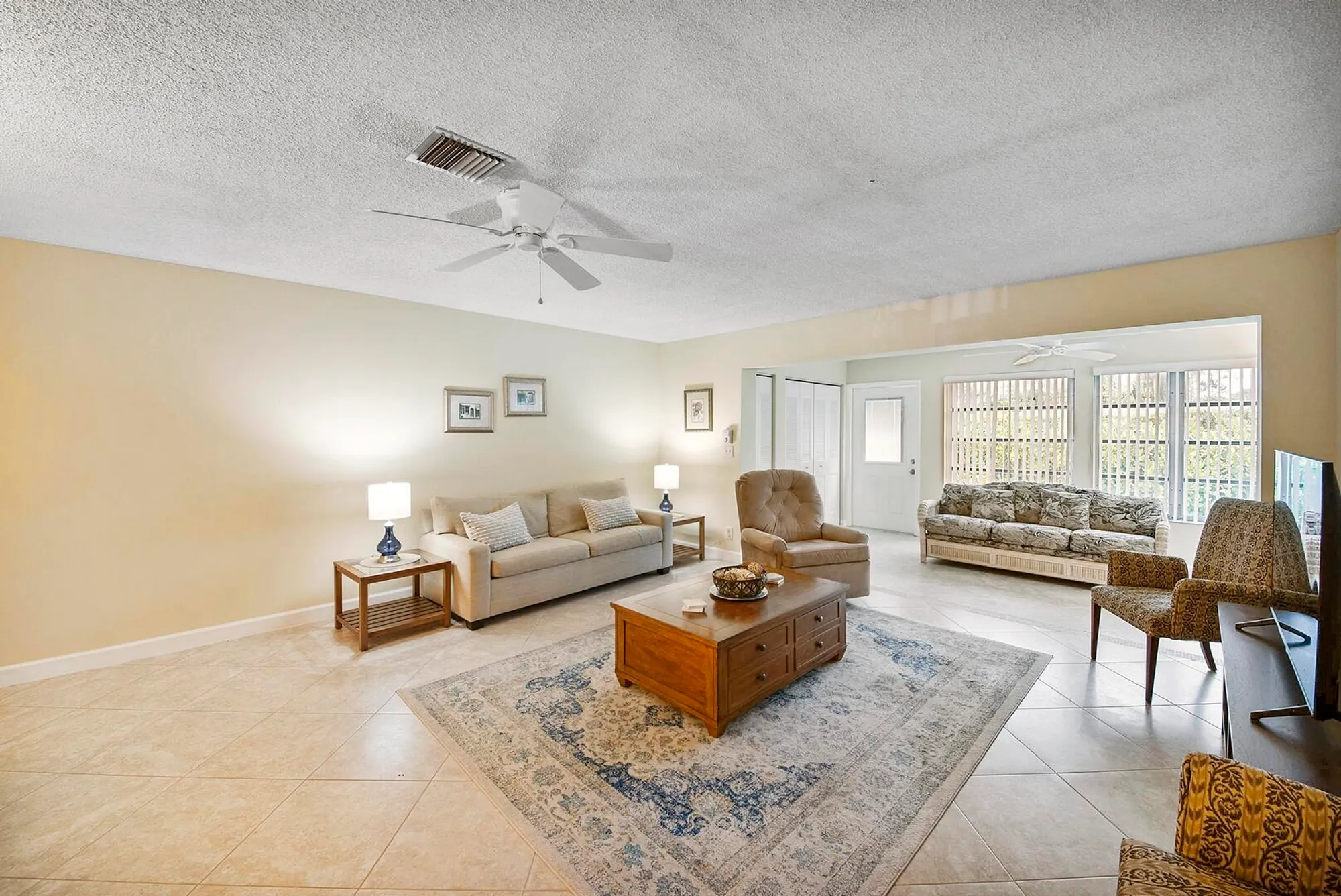 Property Slideshow image 2 of 27 | 5222 privet pl b, Delray Beach, FL, 33484