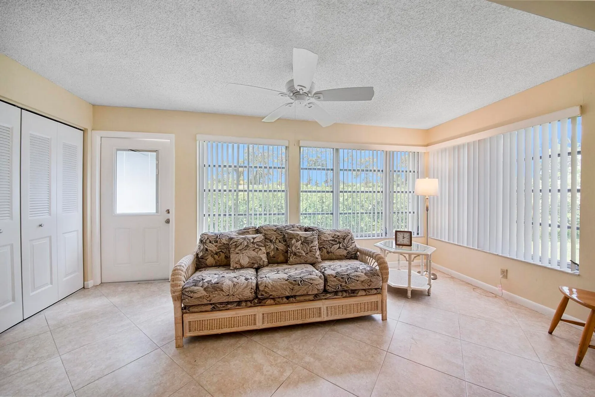 Property Slideshow image 9 of 27 | 5222 privet pl b, Delray Beach, FL, 33484