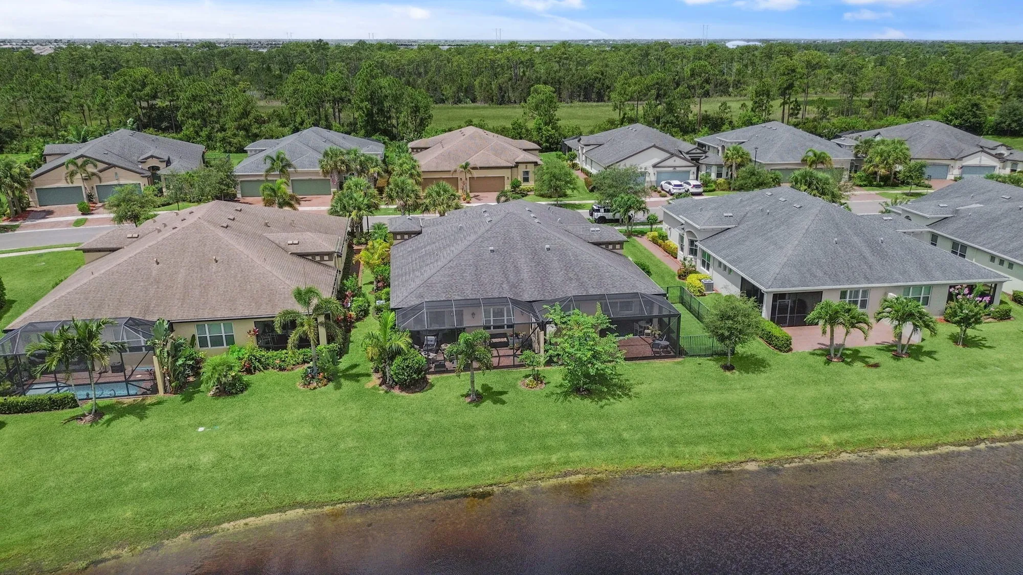 Property Slideshow image 5 of 112 | 12863 sw lake fern cir, Port Saint Lucie, FL, 34987