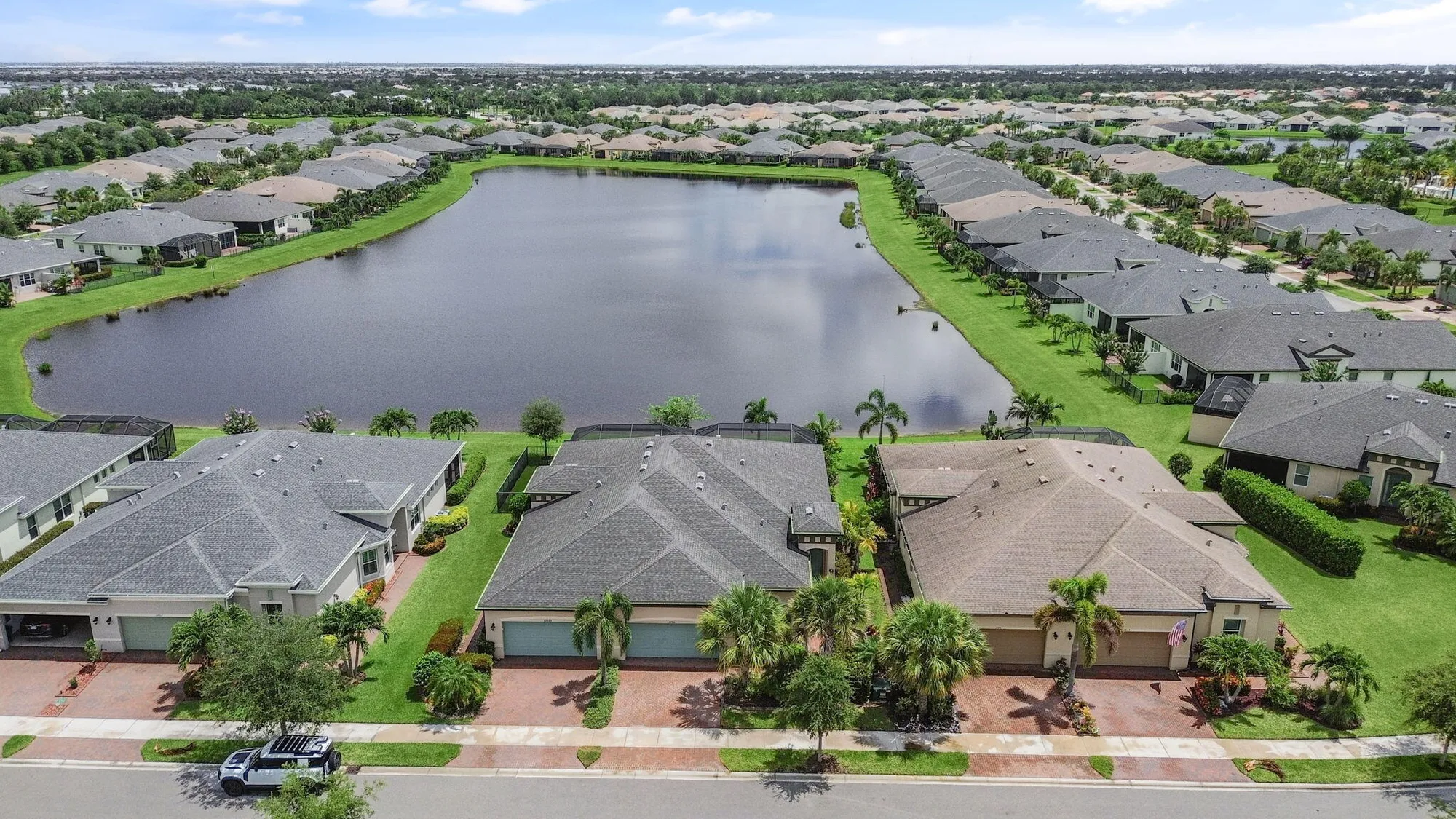 Property Slideshow image 6 of 112 | 12863 sw lake fern cir, Port Saint Lucie, FL, 34987