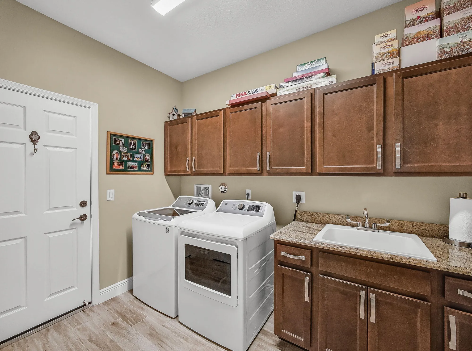 Property Slideshow image 28 of 112 | 12863 sw lake fern cir, Port Saint Lucie, FL, 34987