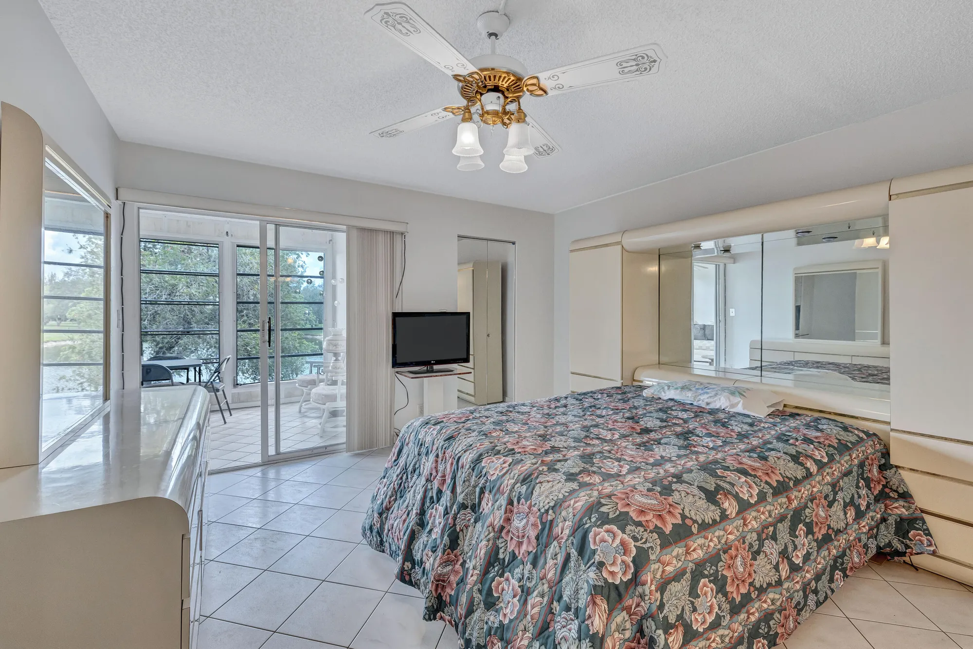 Property Slideshow image 10 of 18 | 1902 bermuda cir l2, Coconut Creek, FL, 33066