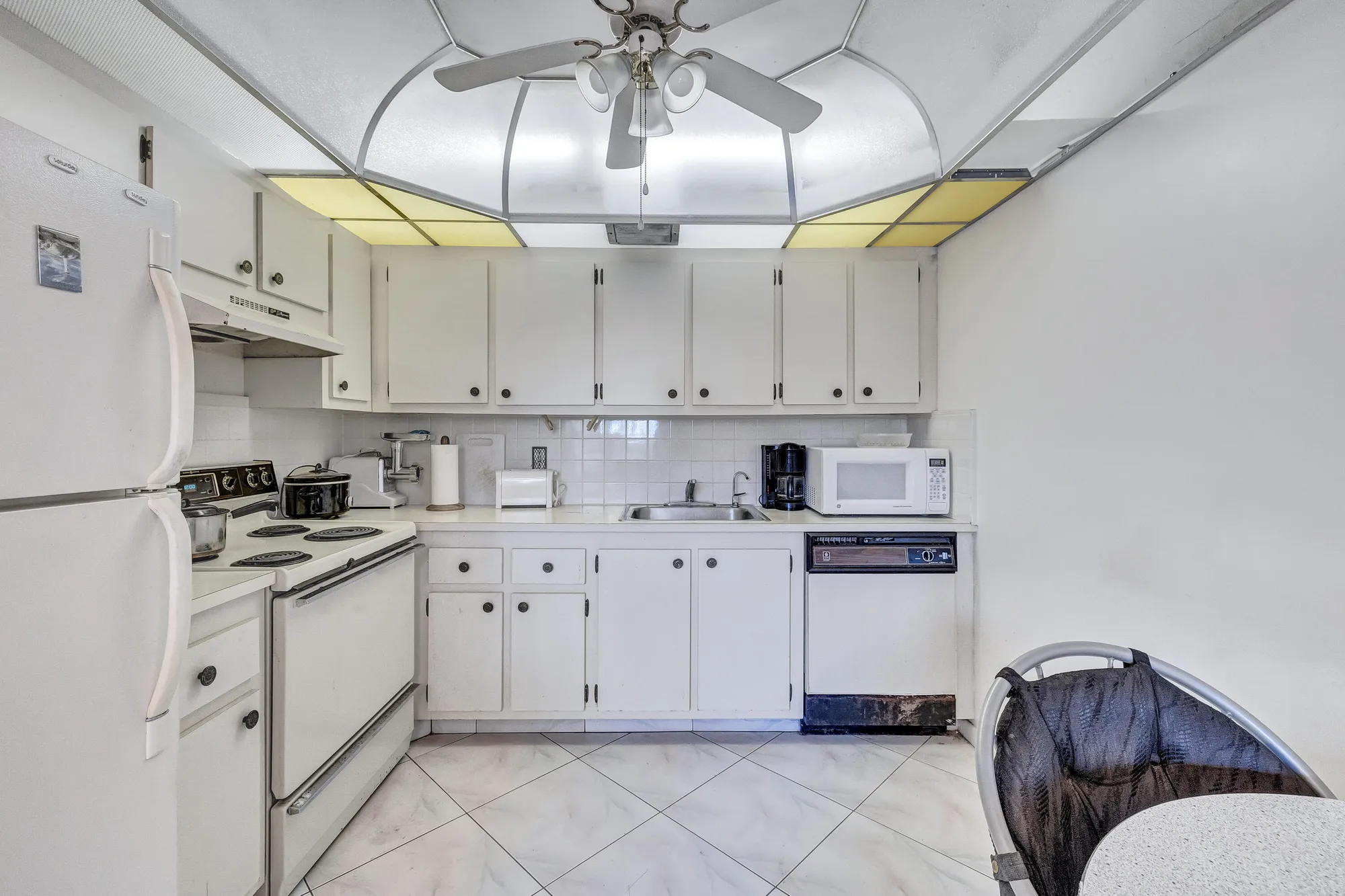 Property Slideshow image 5 of 18 | 1902 bermuda cir l2, Coconut Creek, FL, 33066