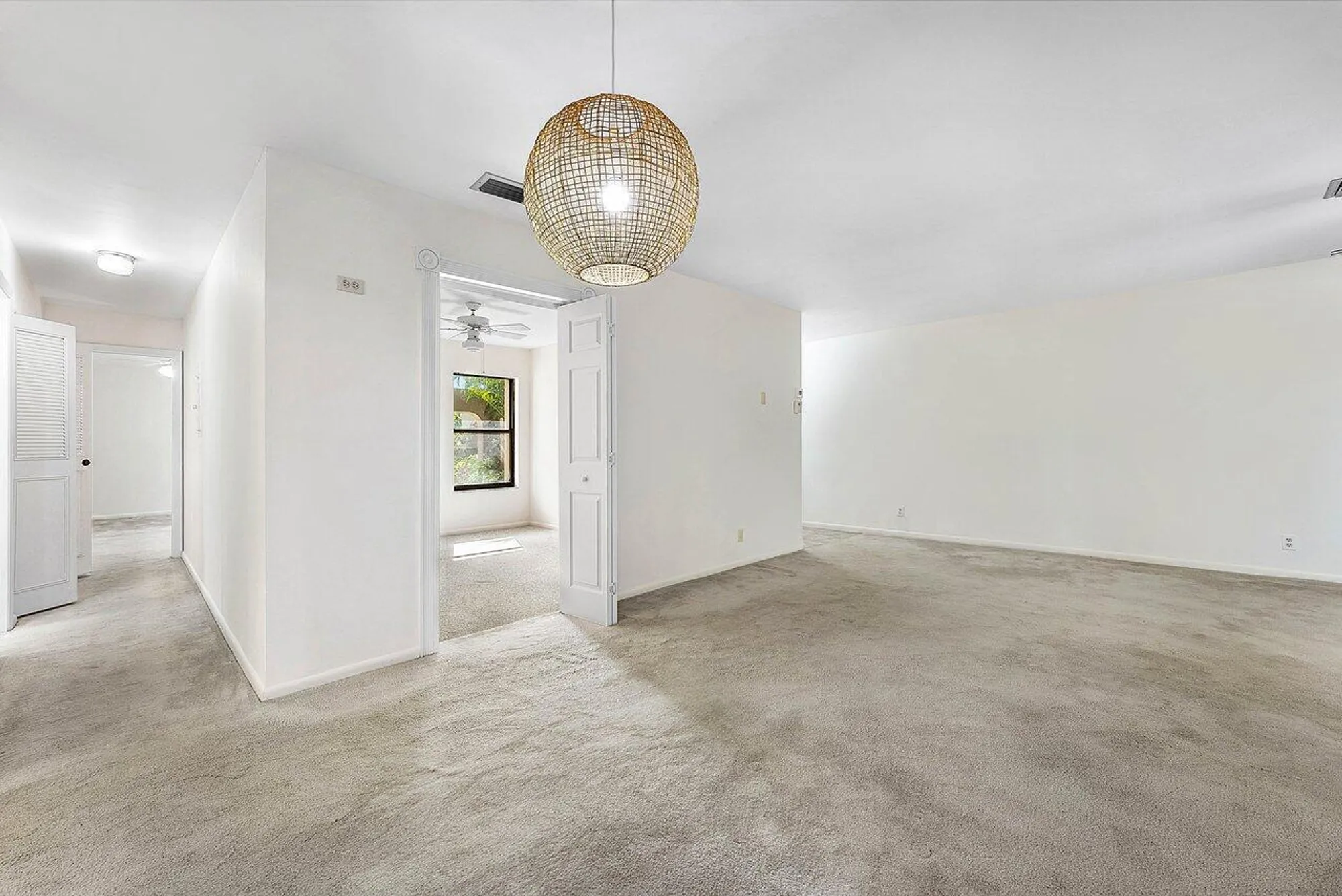 Property Slideshow image 9 of 34 | 5944 forest grove dr apt 3, Boynton Beach, FL, 33437