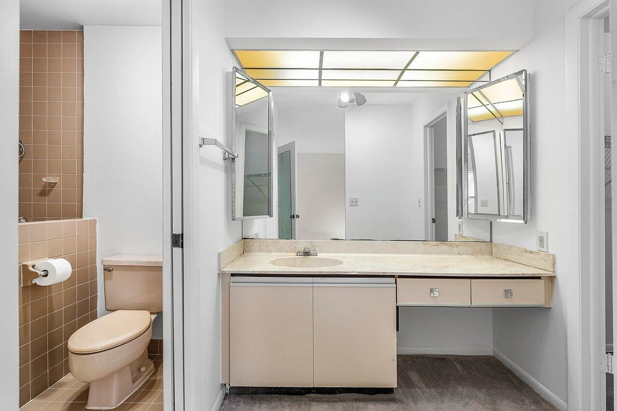 Property Slideshow image 21 of 34 | 5944 forest grove dr apt 3, Boynton Beach, FL, 33437