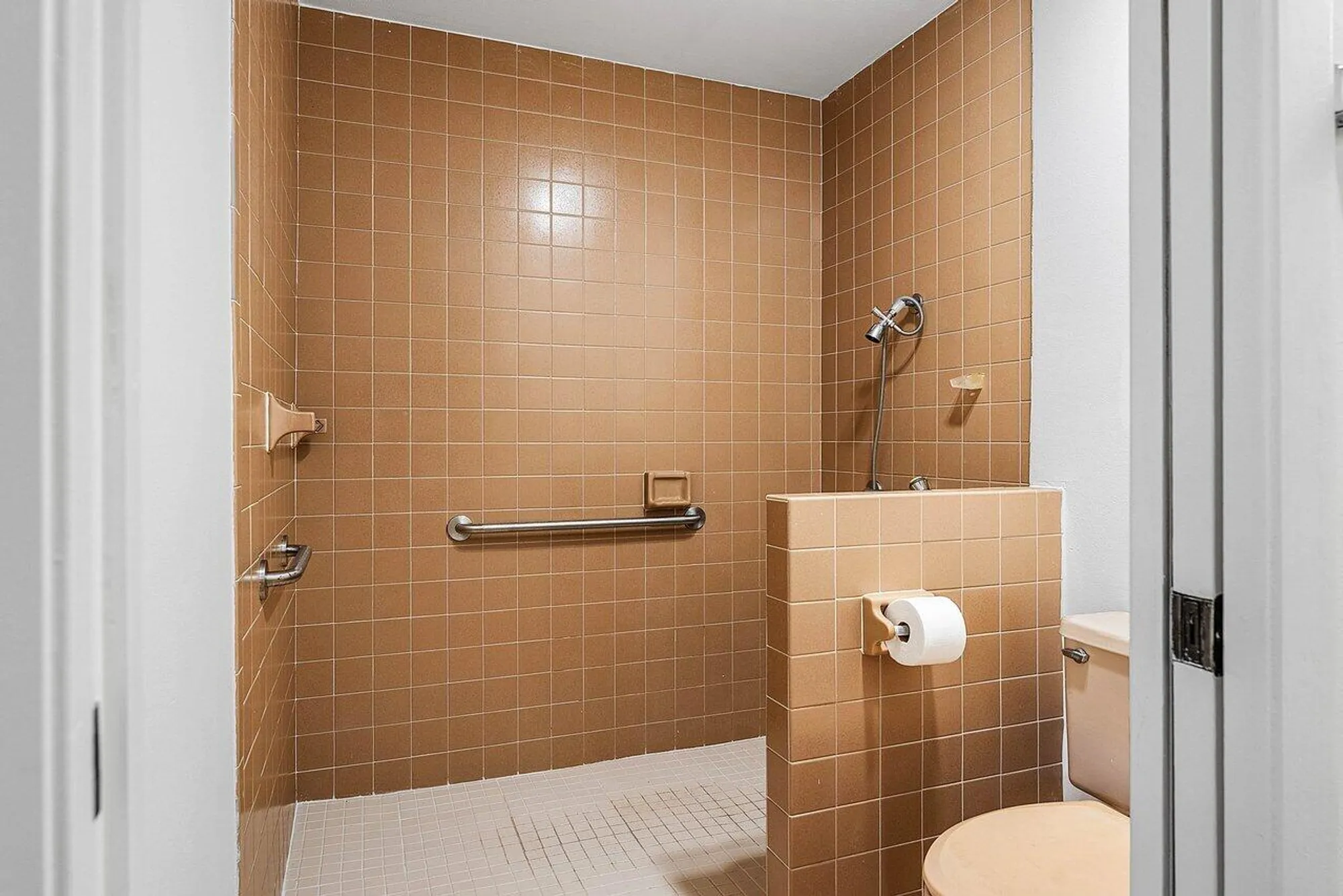 Property Slideshow image 22 of 34 | 5944 forest grove dr apt 3, Boynton Beach, FL, 33437