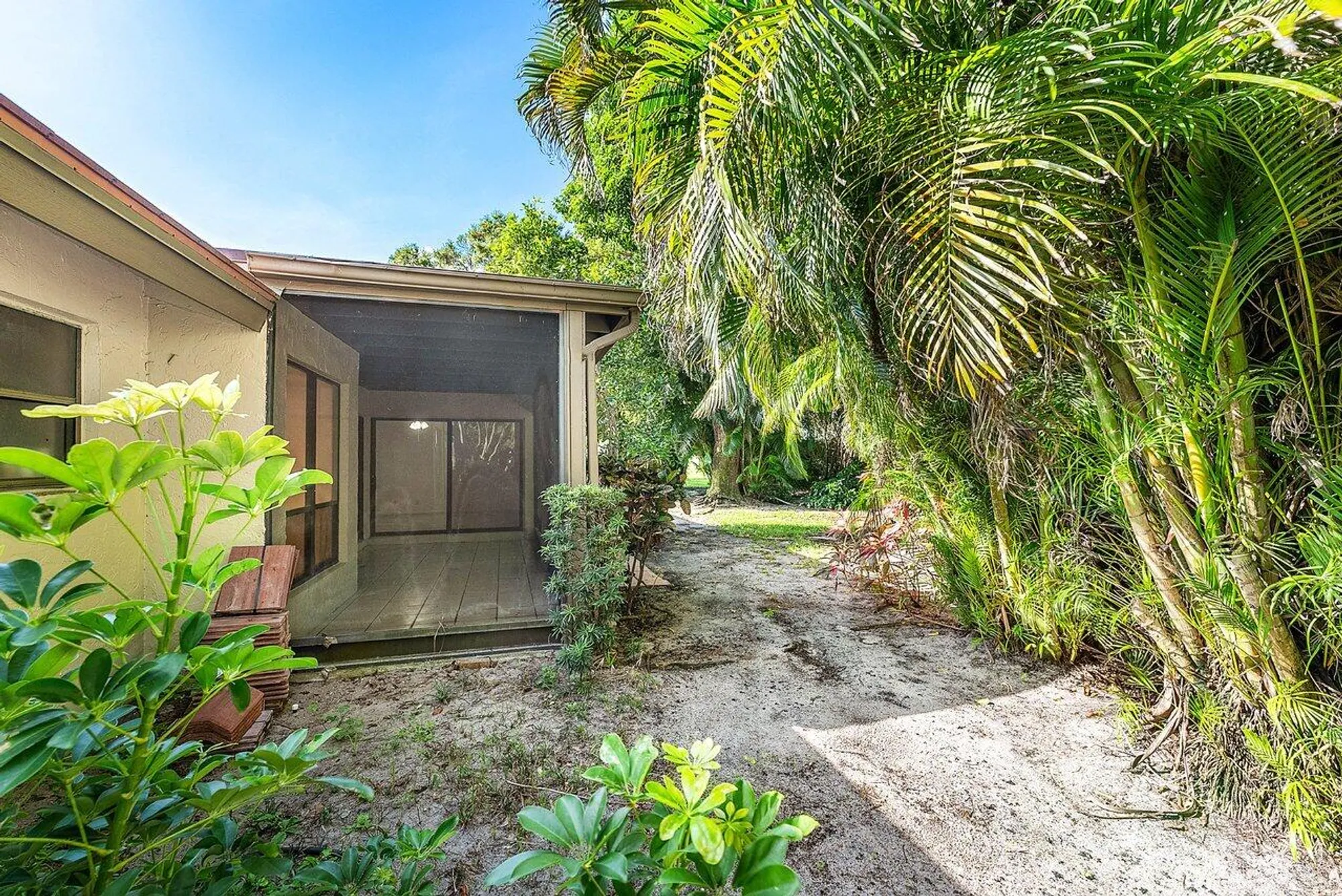 Property Slideshow image 26 of 34 | 5944 forest grove dr apt 3, Boynton Beach, FL, 33437