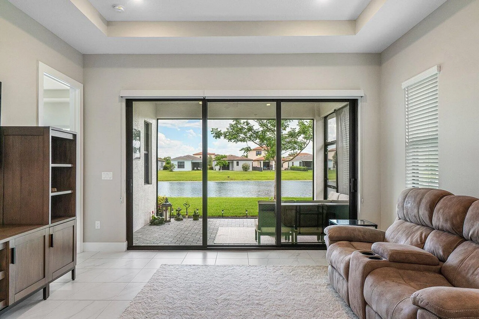 Property Slideshow image 12 of 45 | 16070 key biscayne ln, Loxahatchee, FL, 33470