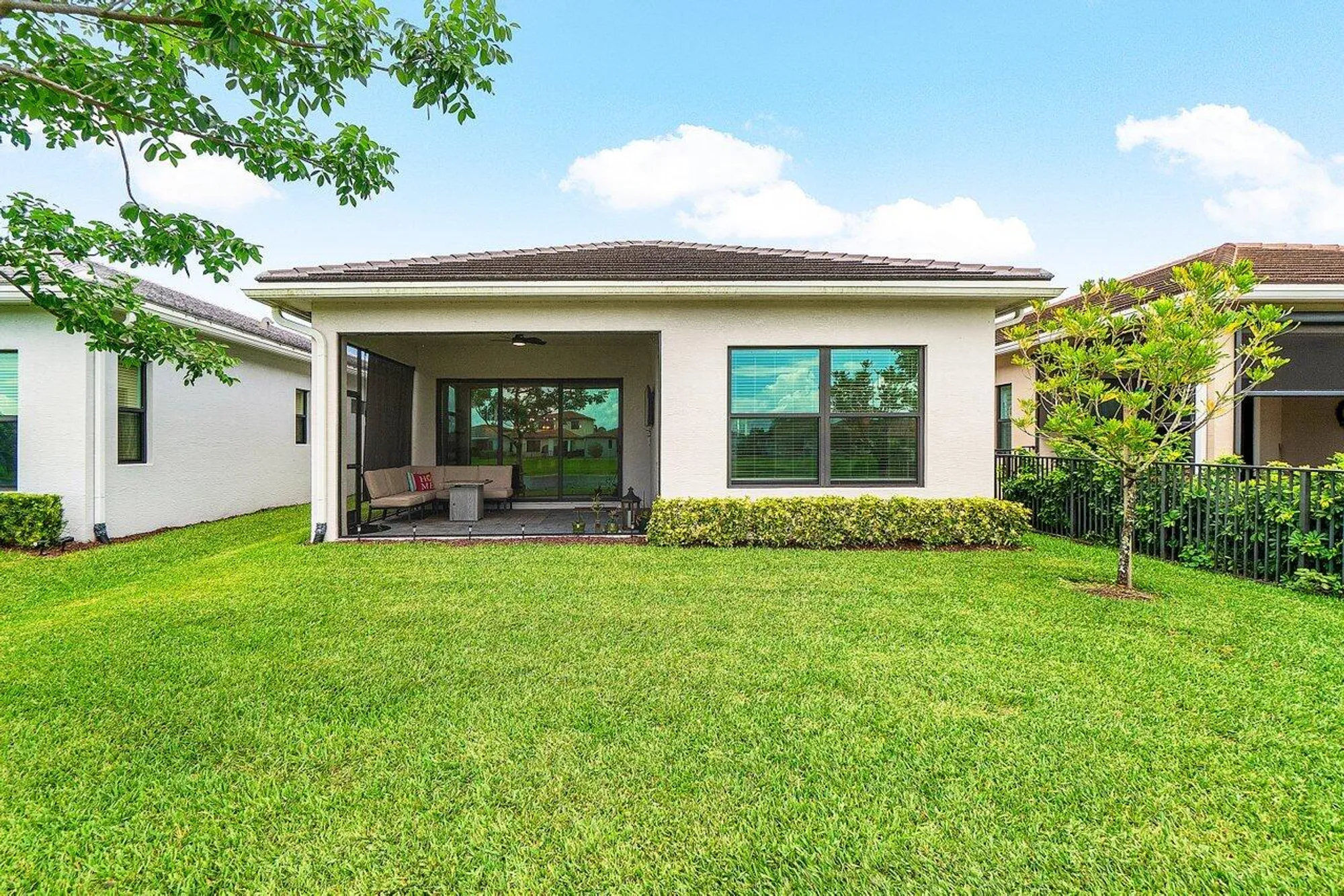 Property Slideshow image 3 of 45 | 16070 key biscayne ln, Loxahatchee, FL, 33470