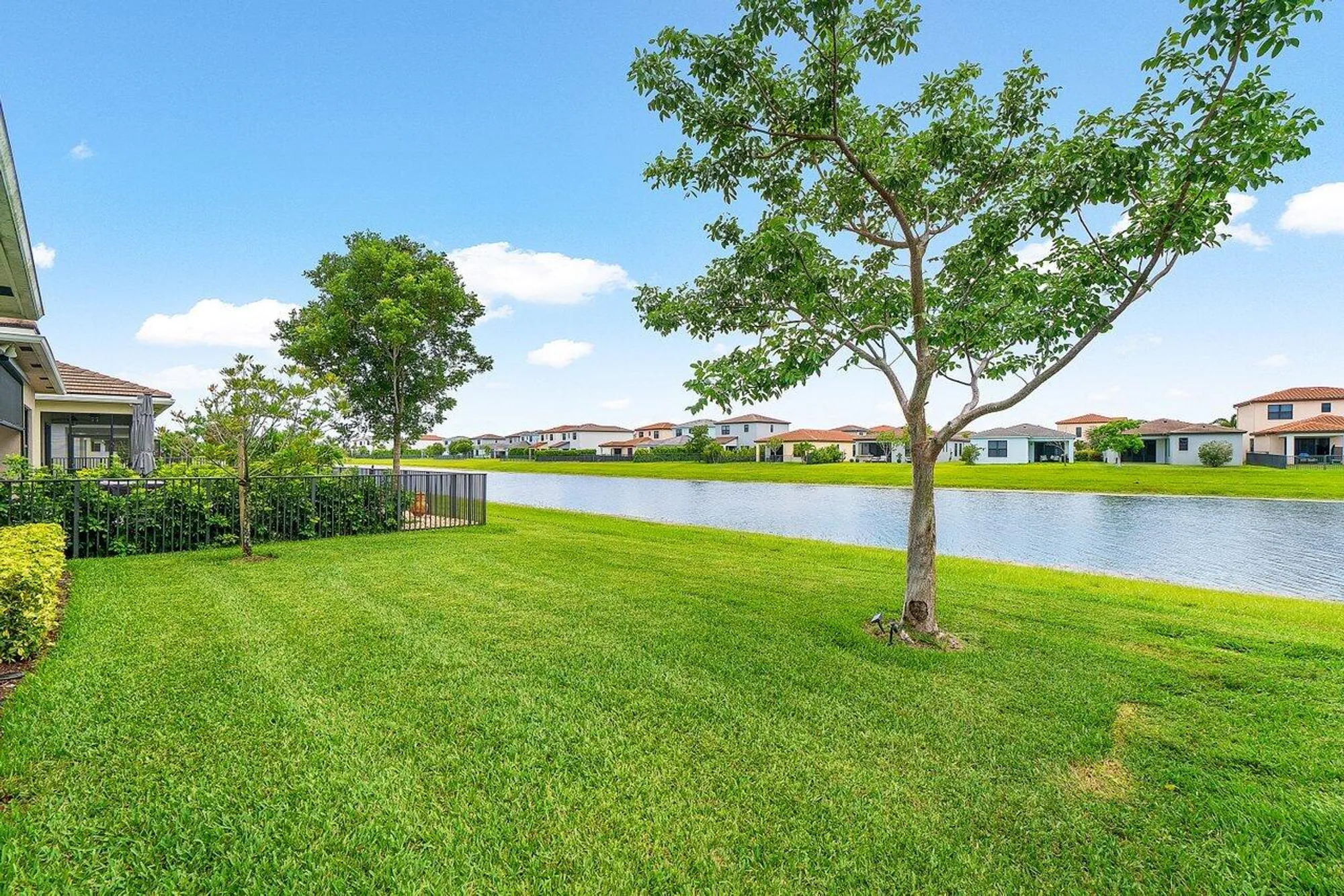Property Slideshow image 27 of 45 | 16070 key biscayne ln, Loxahatchee, FL, 33470