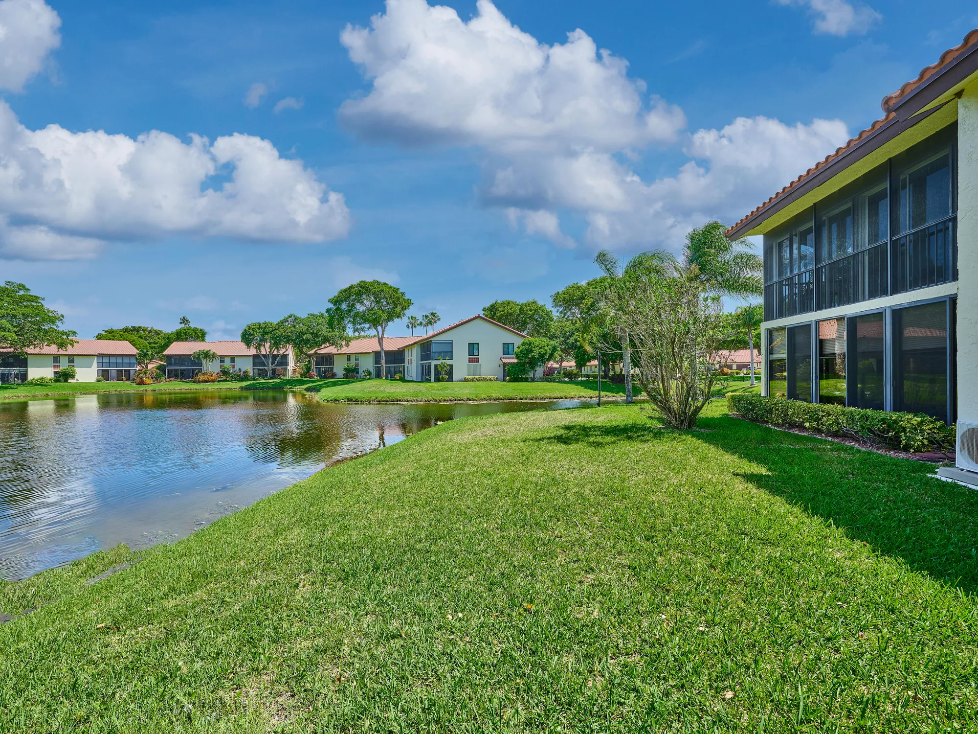 Property Slideshow image 7 of 42 | 10828 lake palm ln 202, Boynton Beach, FL, 33437