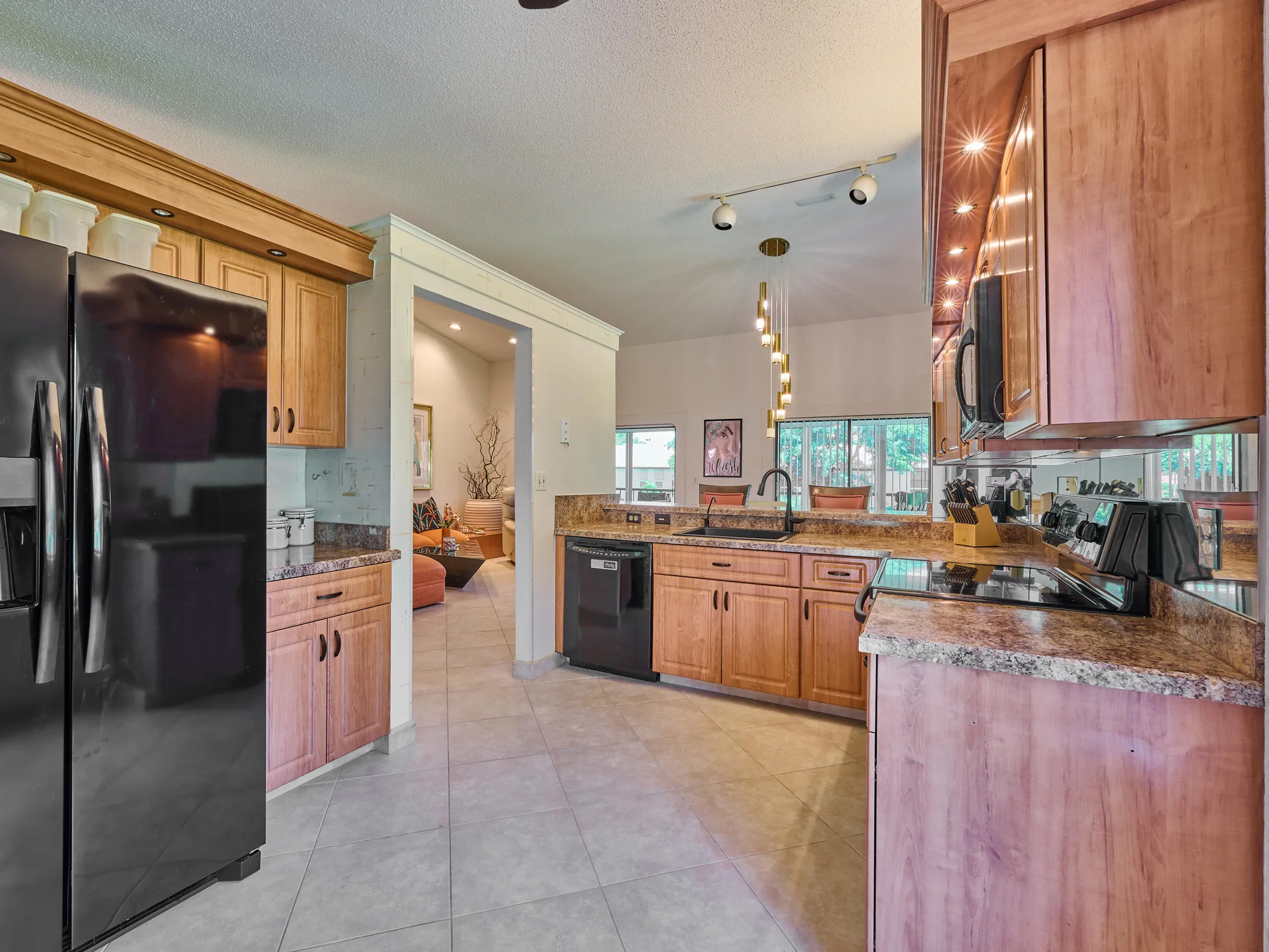 Property Slideshow image 12 of 42 | 10828 lake palm ln 202, Boynton Beach, FL, 33437