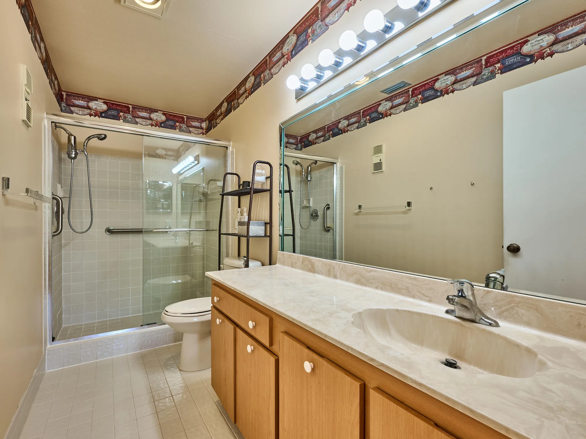 Property Slideshow image 34 of 42 | 10828 lake palm ln 202, Boynton Beach, FL, 33437