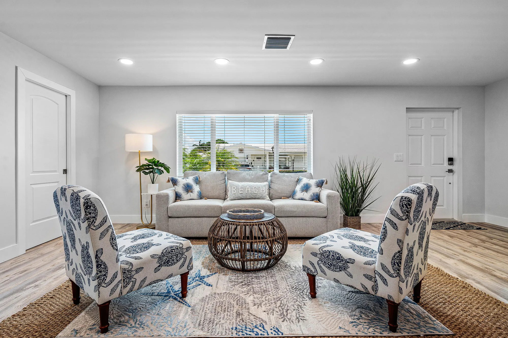 Property Slideshow image 6 of 40 | 2015 sw 18th dr, Boynton Beach, FL, 33426