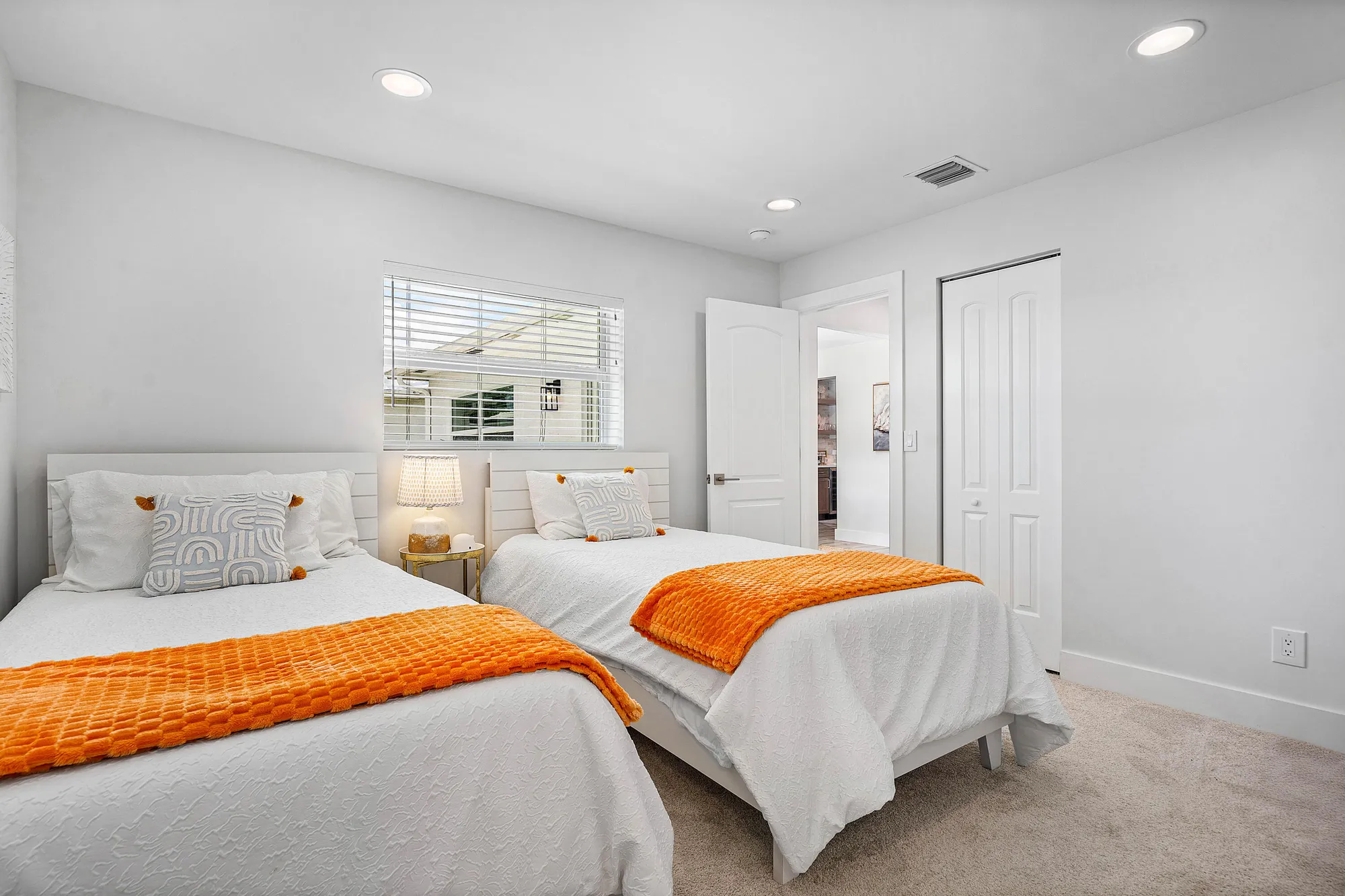 Property Slideshow image 28 of 40 | 2015 sw 18th dr, Boynton Beach, FL, 33426