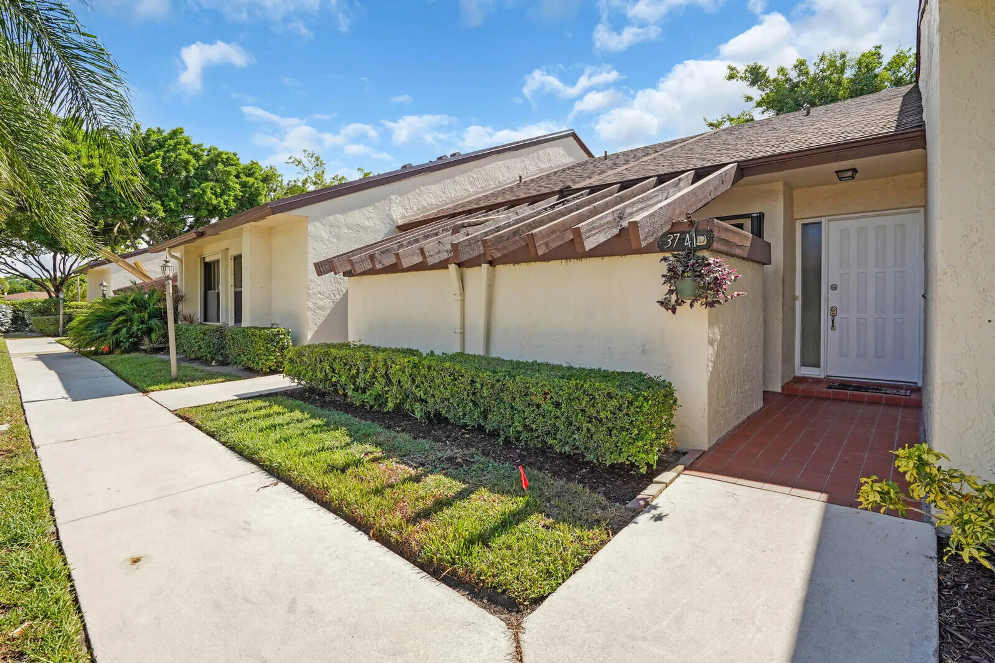 Property Slideshow image 2 of 43 | 3741 english d ln d, Lake Worth, FL, 33467