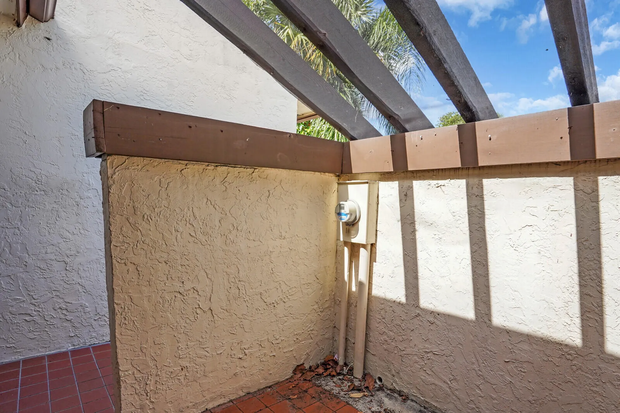 Property Slideshow image 4 of 43 | 3741 english d ln d, Lake Worth, FL, 33467