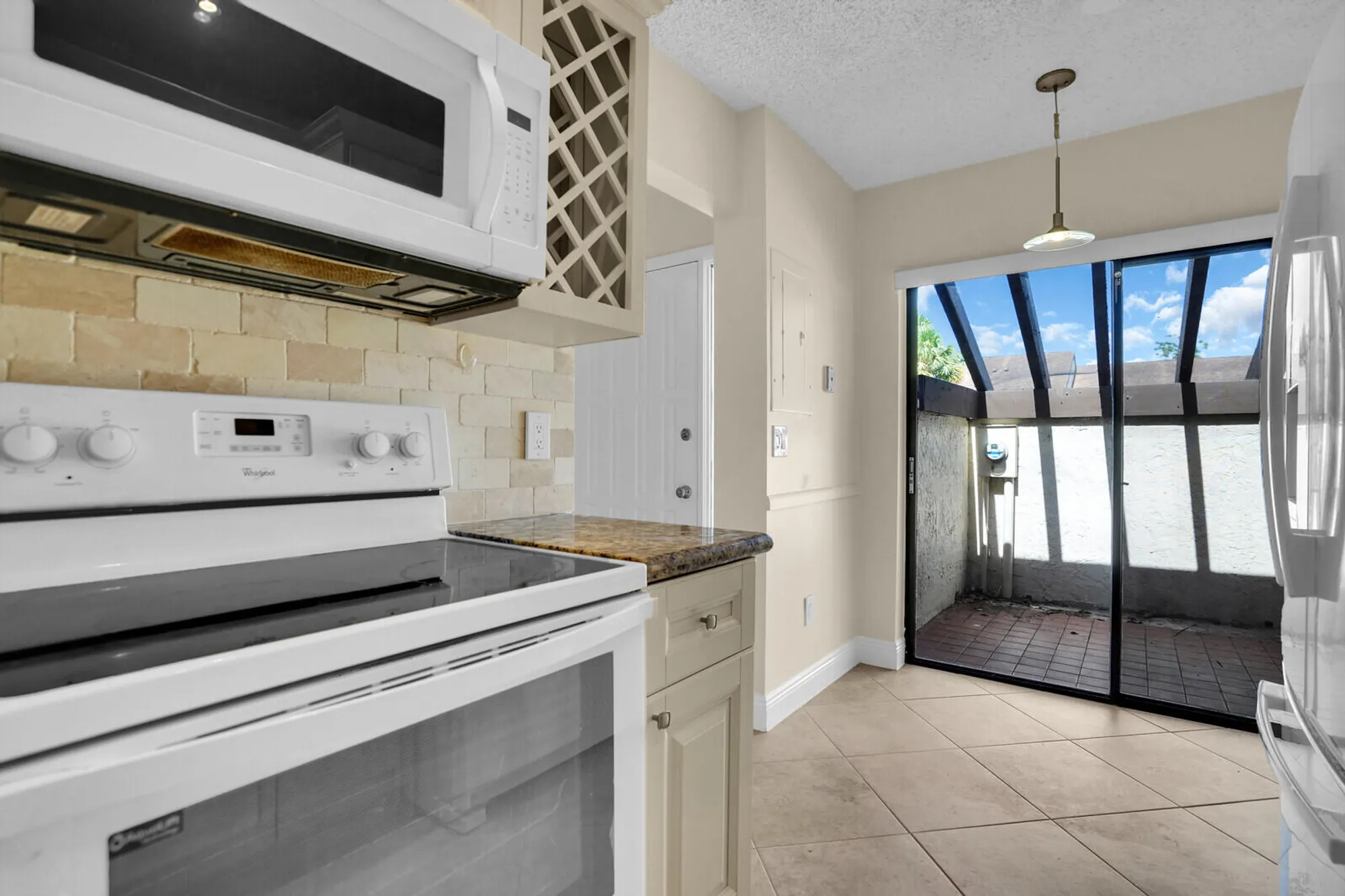 Property Slideshow image 9 of 43 | 3741 english d ln d, Lake Worth, FL, 33467