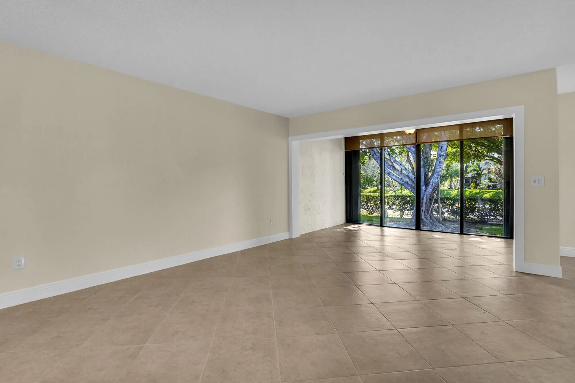 Property Slideshow image 18 of 43 | 3741 english d ln d, Lake Worth, FL, 33467