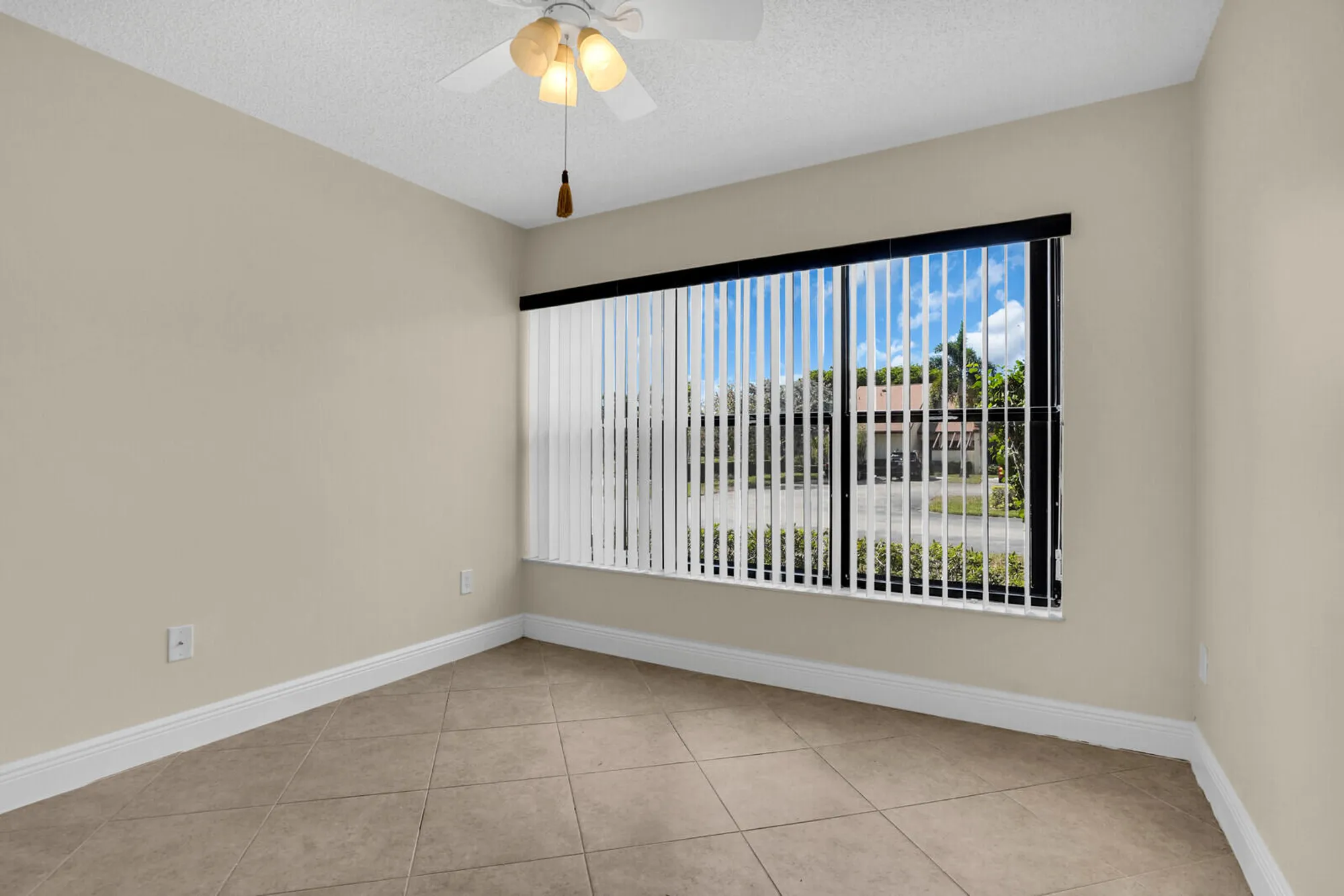 Property Slideshow image 31 of 43 | 3741 english d ln d, Lake Worth, FL, 33467