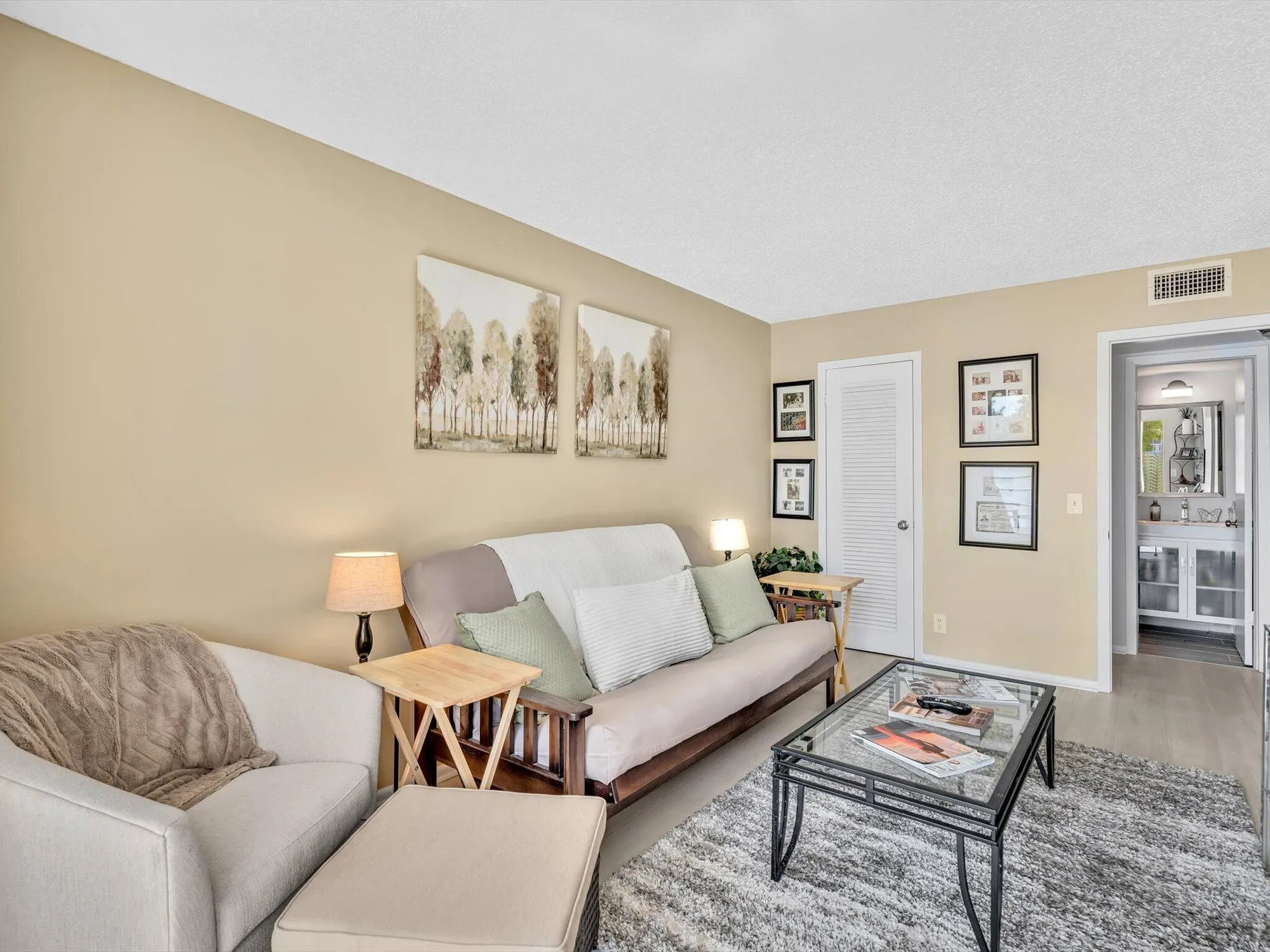 Property Slideshow image 6 of 48 | 2083 guildford e unit e, Boca Raton, FL, 33434