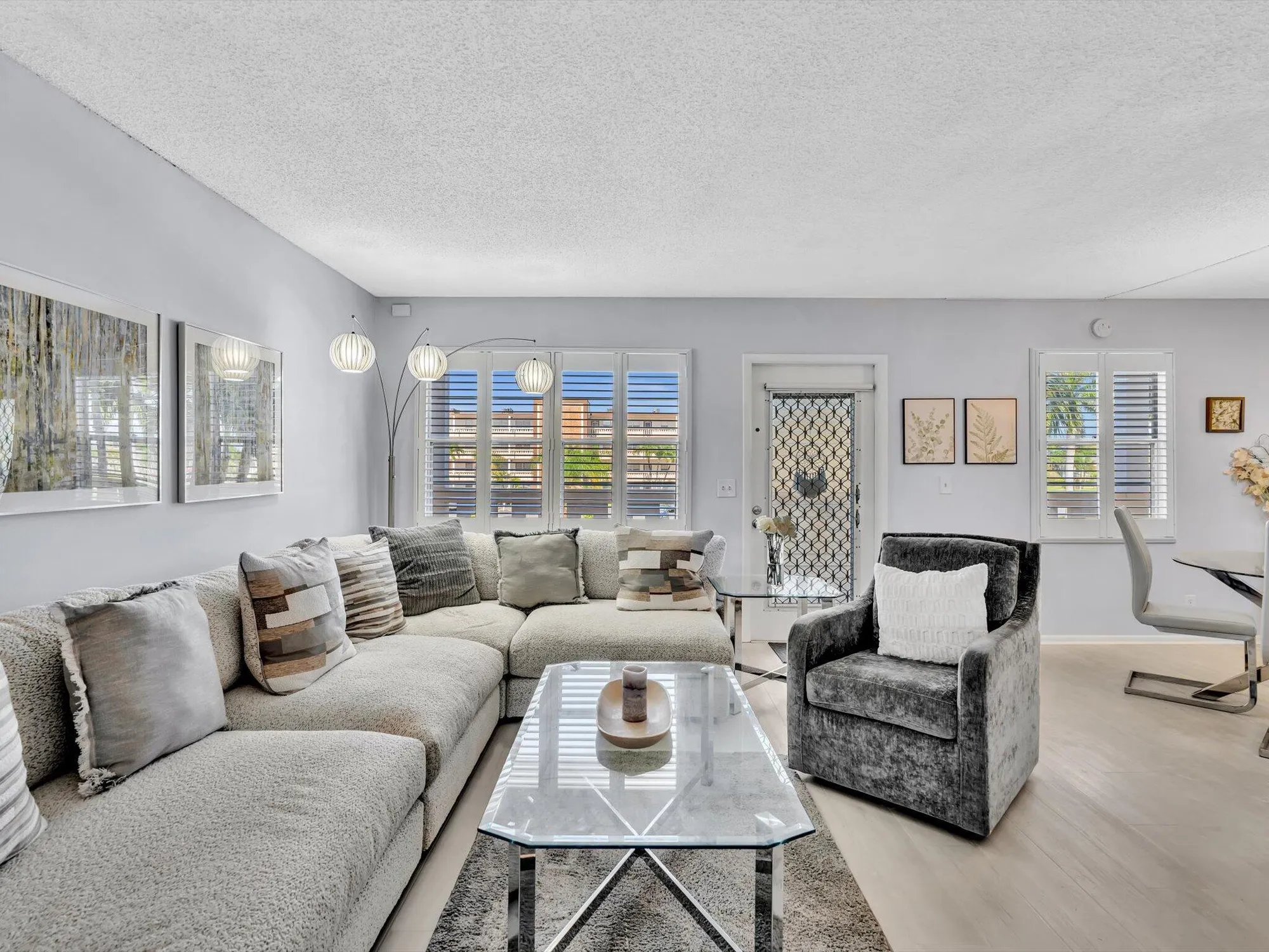 Property Slideshow image 18 of 48 | 2083 guildford e unit e, Boca Raton, FL, 33434