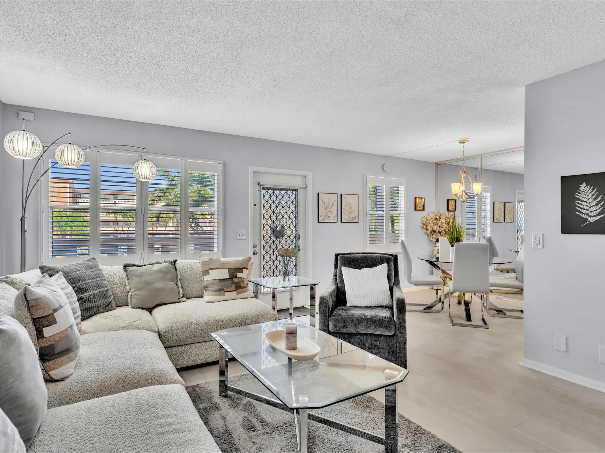 Property Slideshow image 19 of 48 | 2083 guildford e unit e, Boca Raton, FL, 33434