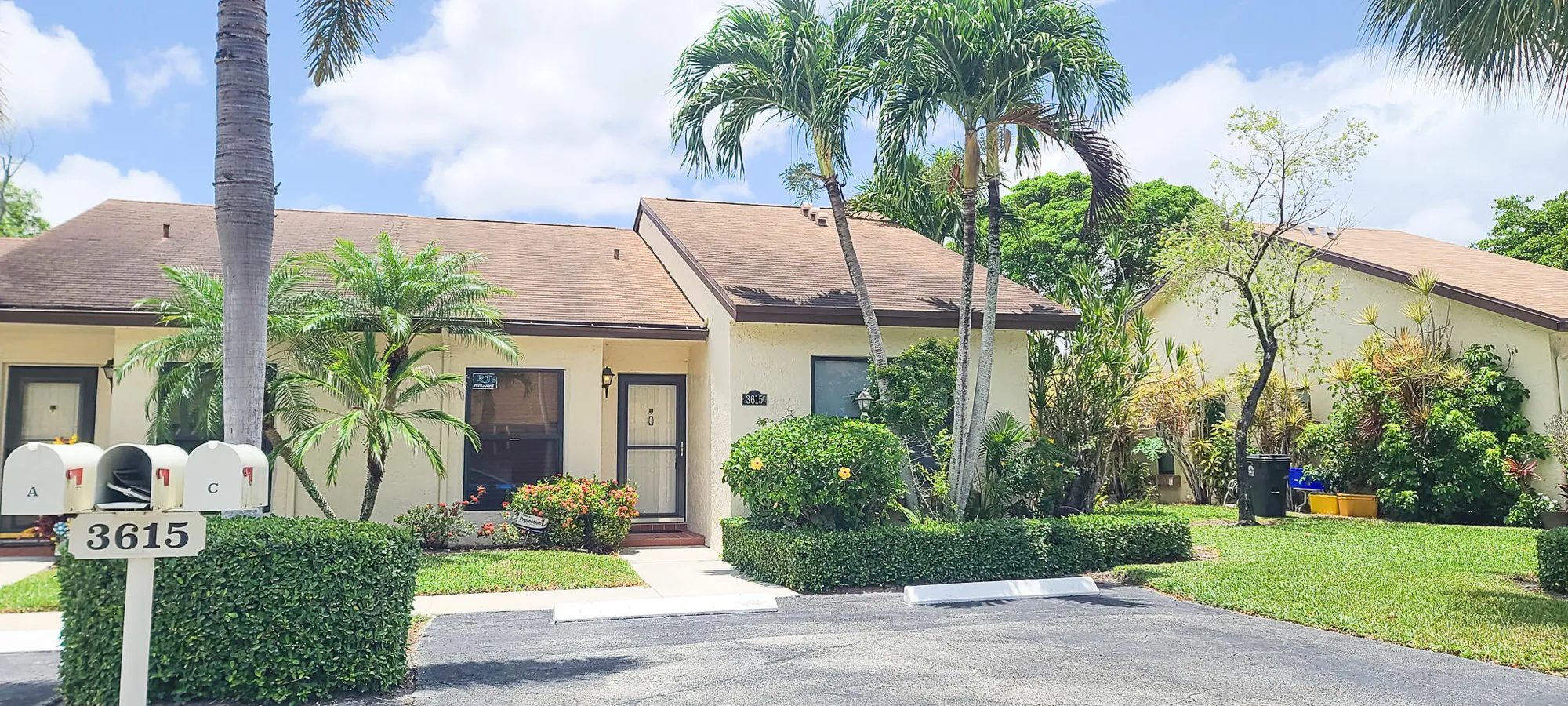 Property Slideshow image 2 of 16 | 3615 crab apple trl c, Lake Worth, FL, 33467