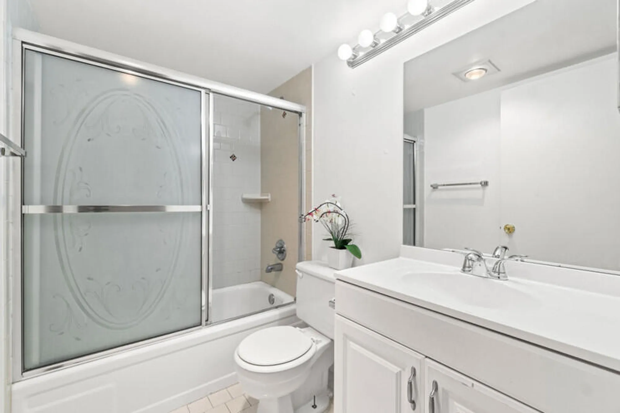 Property Slideshow image 11 of 17 | 3051 ainslie d, Boca Raton, FL, 33434