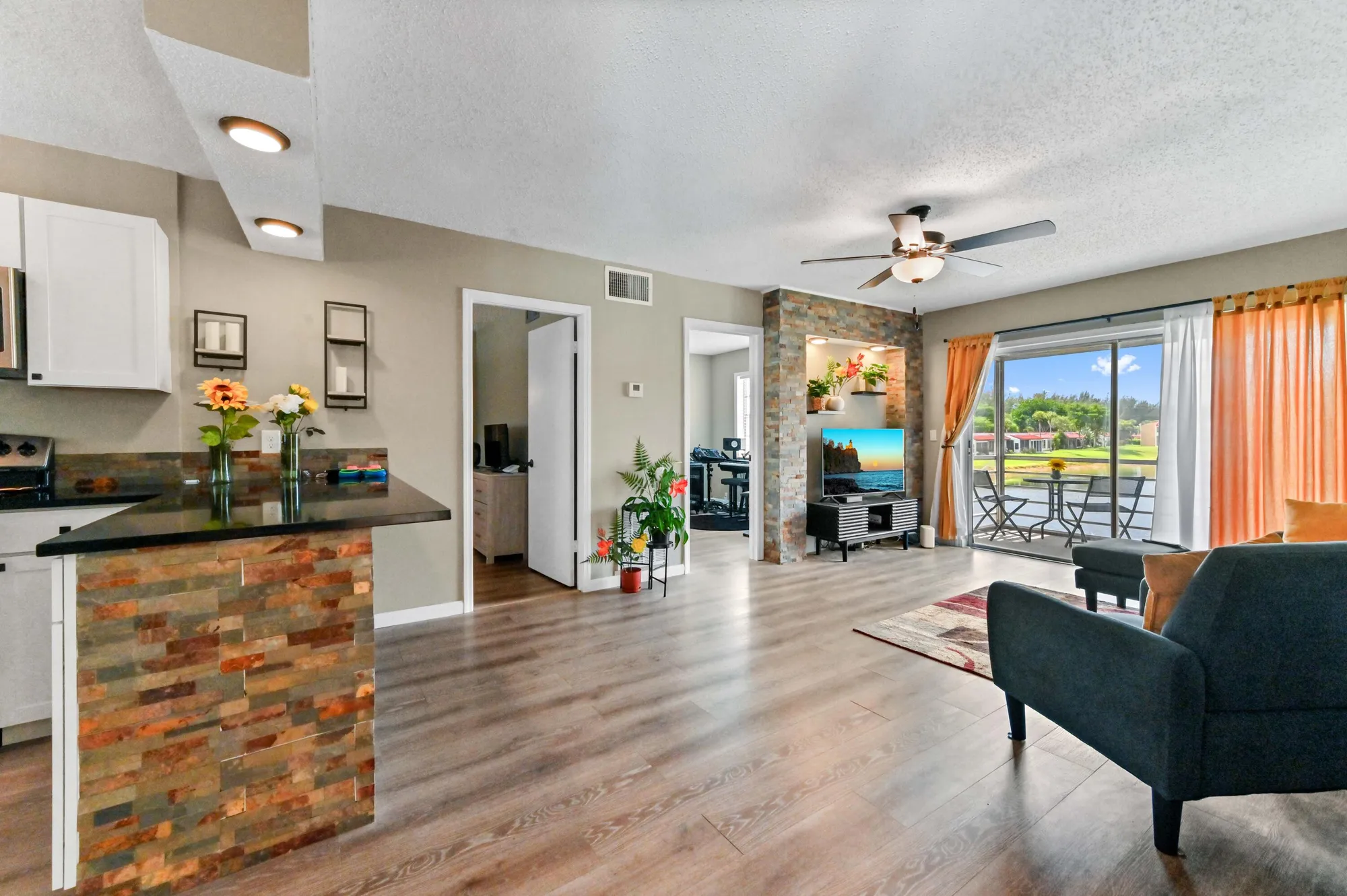 Property Slideshow image 6 of 26 | 198 lake frances dr, West Palm Beach, FL, 33411